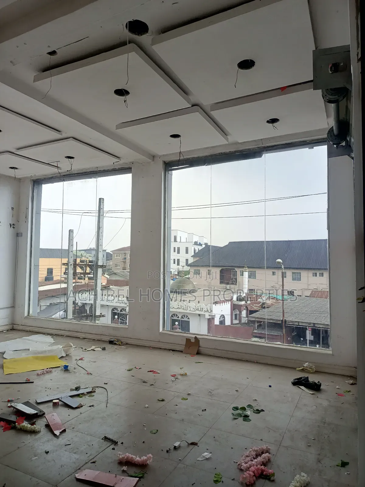 A Shop to Let on Lekki Epe Express Way in Lekki Phase 2
