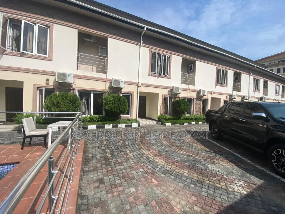 Furnished 5bdrm Duplex in Victoria Island for rent in Victoria Island