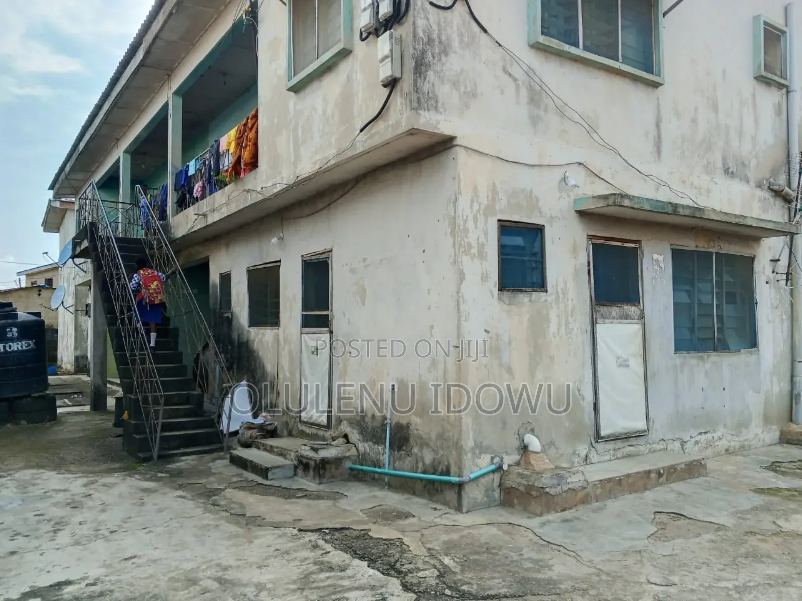 Furnished 3bdrm Block of Flats in Alimosho for sale in Alimosho