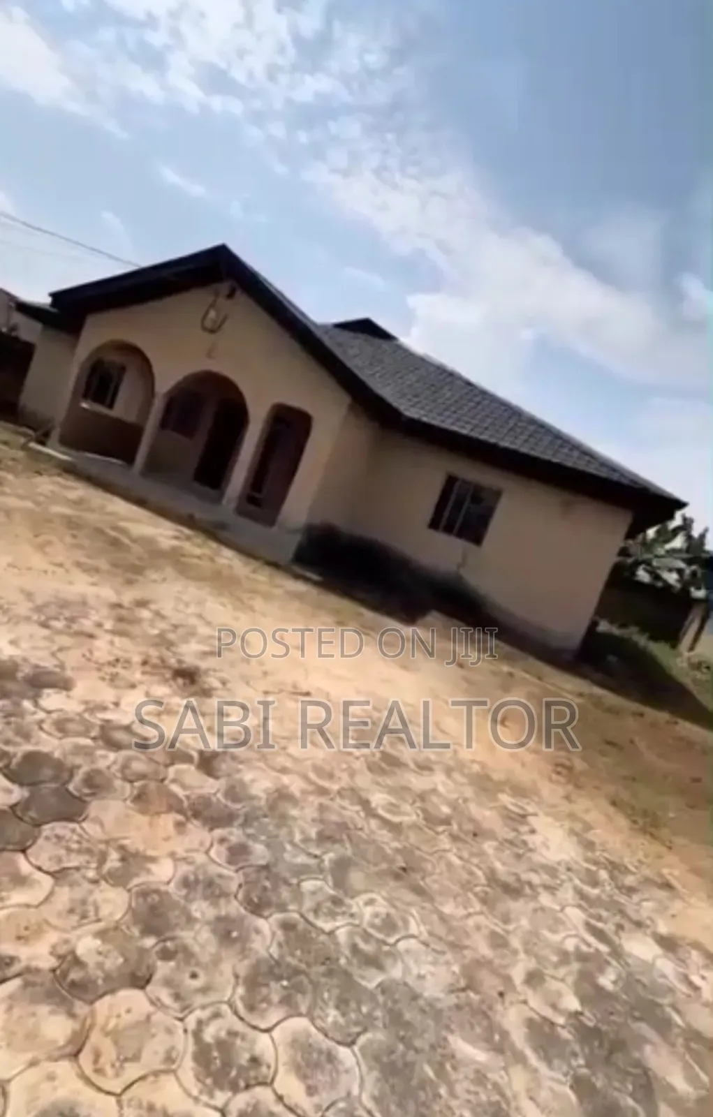 2bdrm Block of Flats in Ayobo for sale in Ayobo