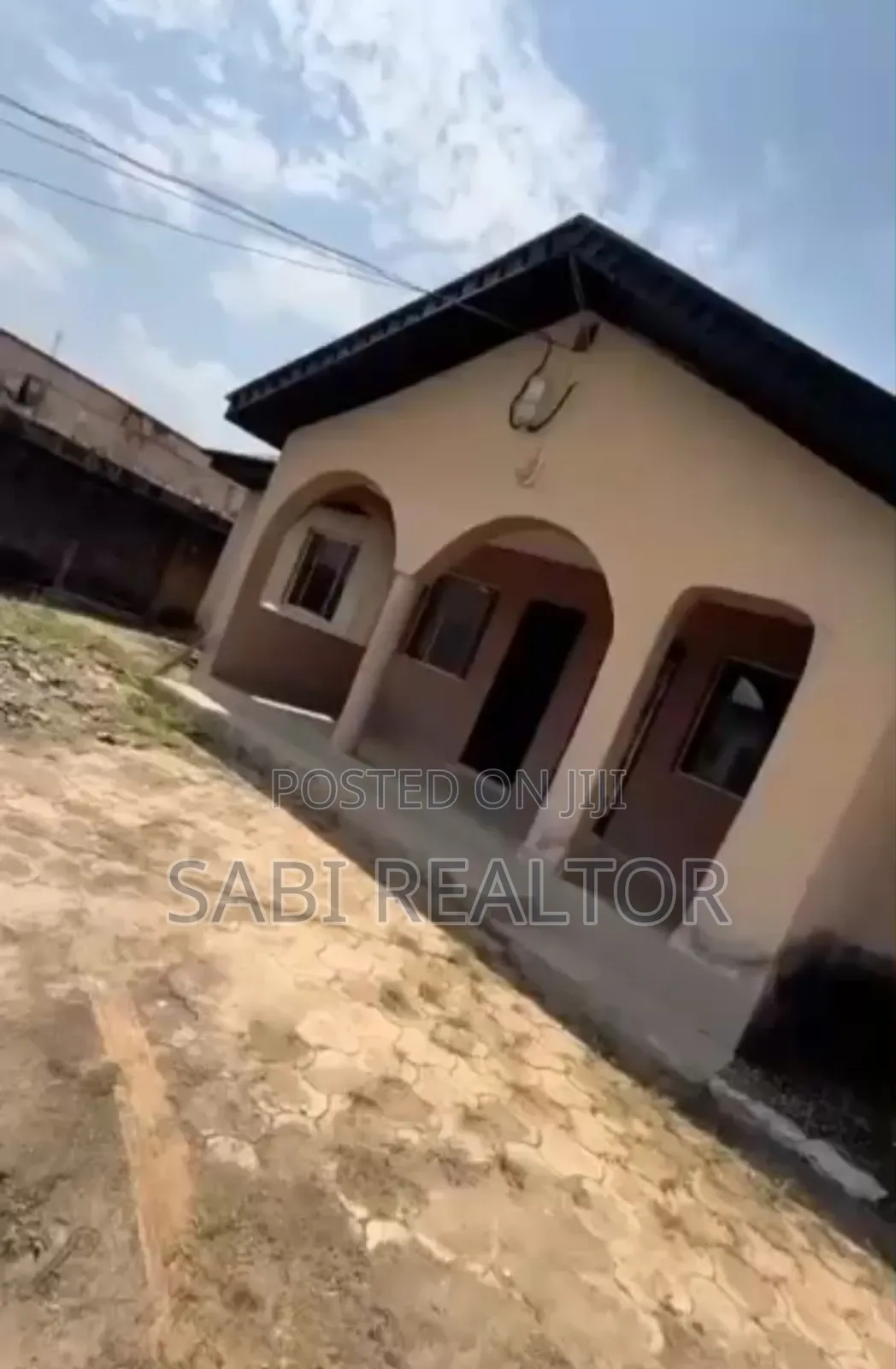 2bdrm Block of Flats in Ayobo for sale in Ayobo