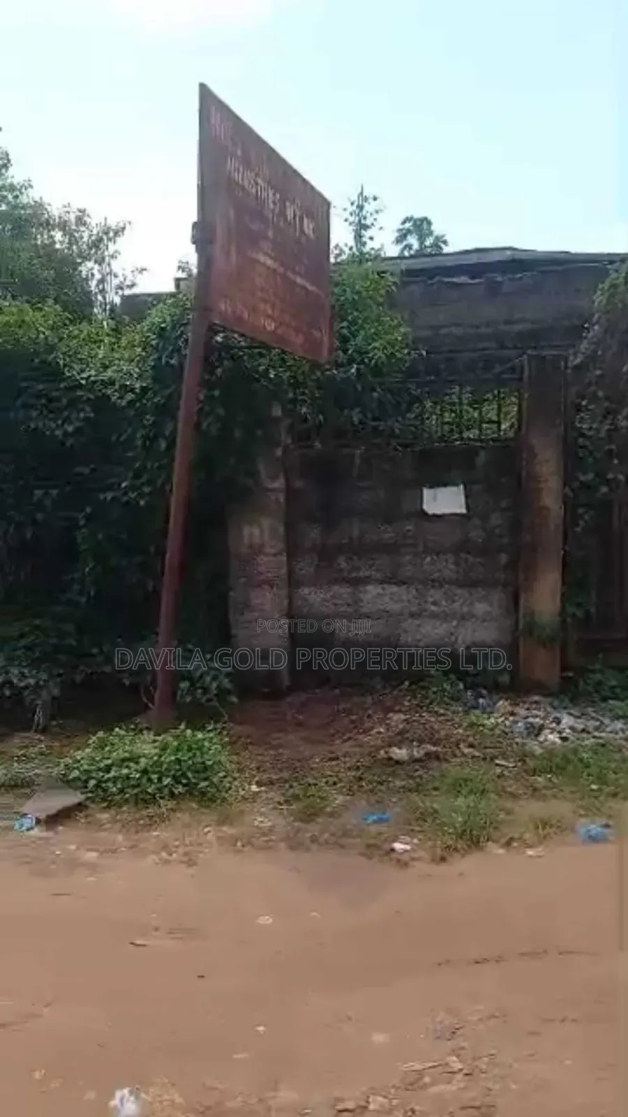 Super Standard Land at Ekenwan Road for Sale in Benin City