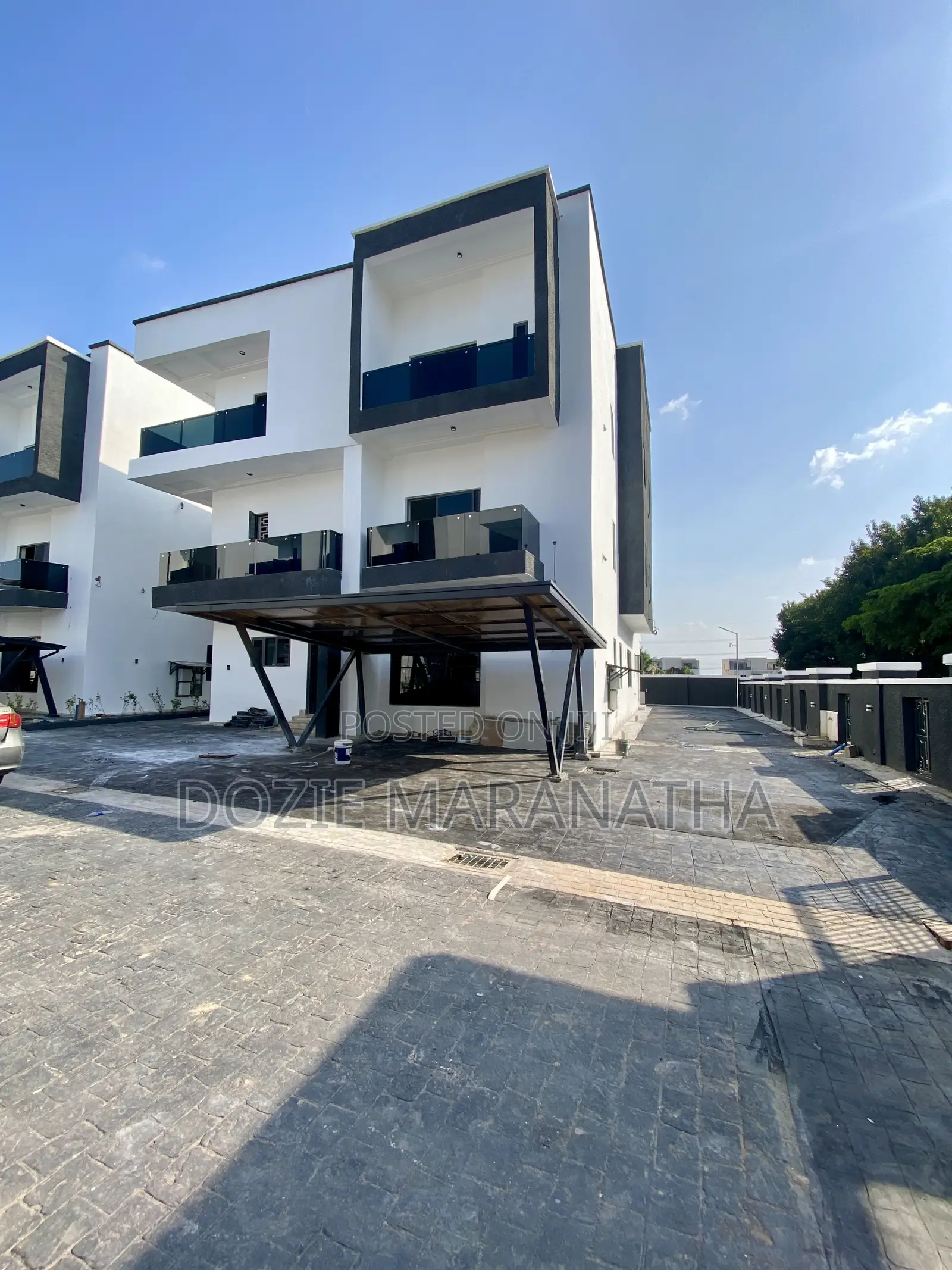 6bdrm Duplex in Katampe Extension for sale in Katampe Extension