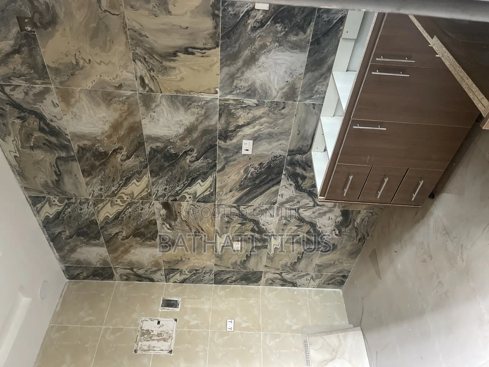 4bdrm Duplex in Life Camp for rent in Life Camp