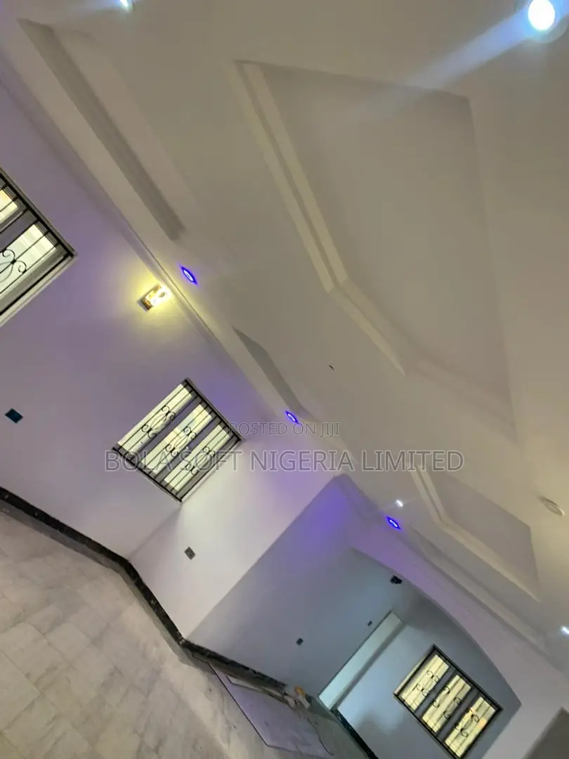 4bdrm Duplex in Dove Filling Station for rent in Akala Express