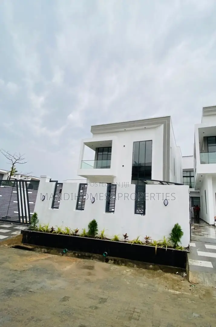 4bdrm Duplex in Ajah for sale in Ajah