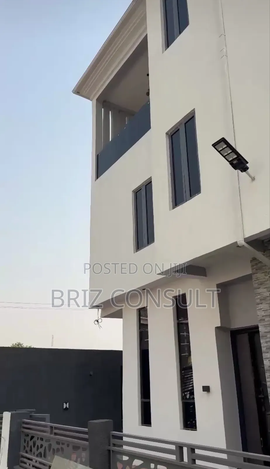 5 Bedroom Fully Detached in Okota