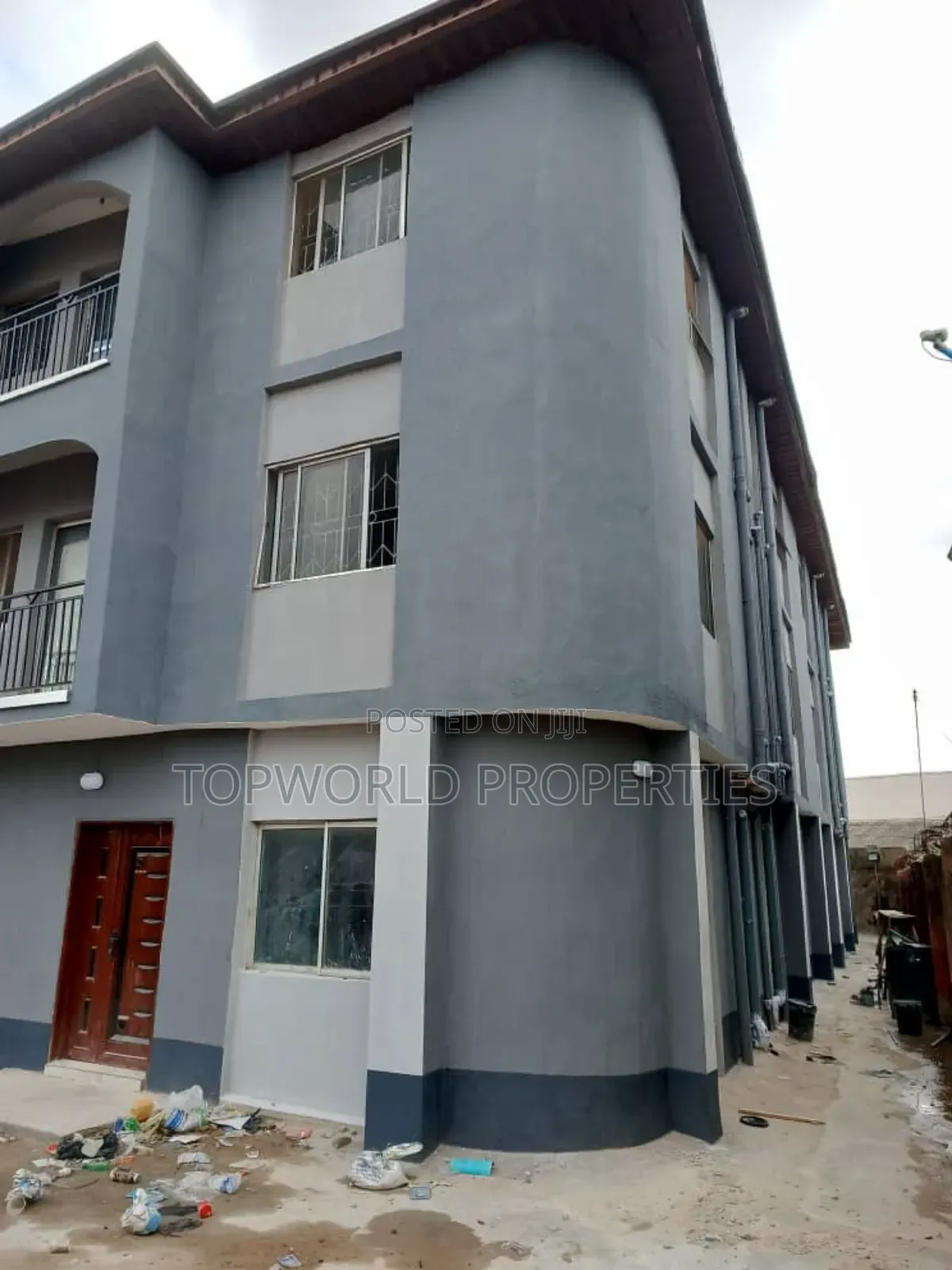 3bdrm Block of Flats in Ijaiye Ojokoro Lcda, Ifako for sale in Ifako