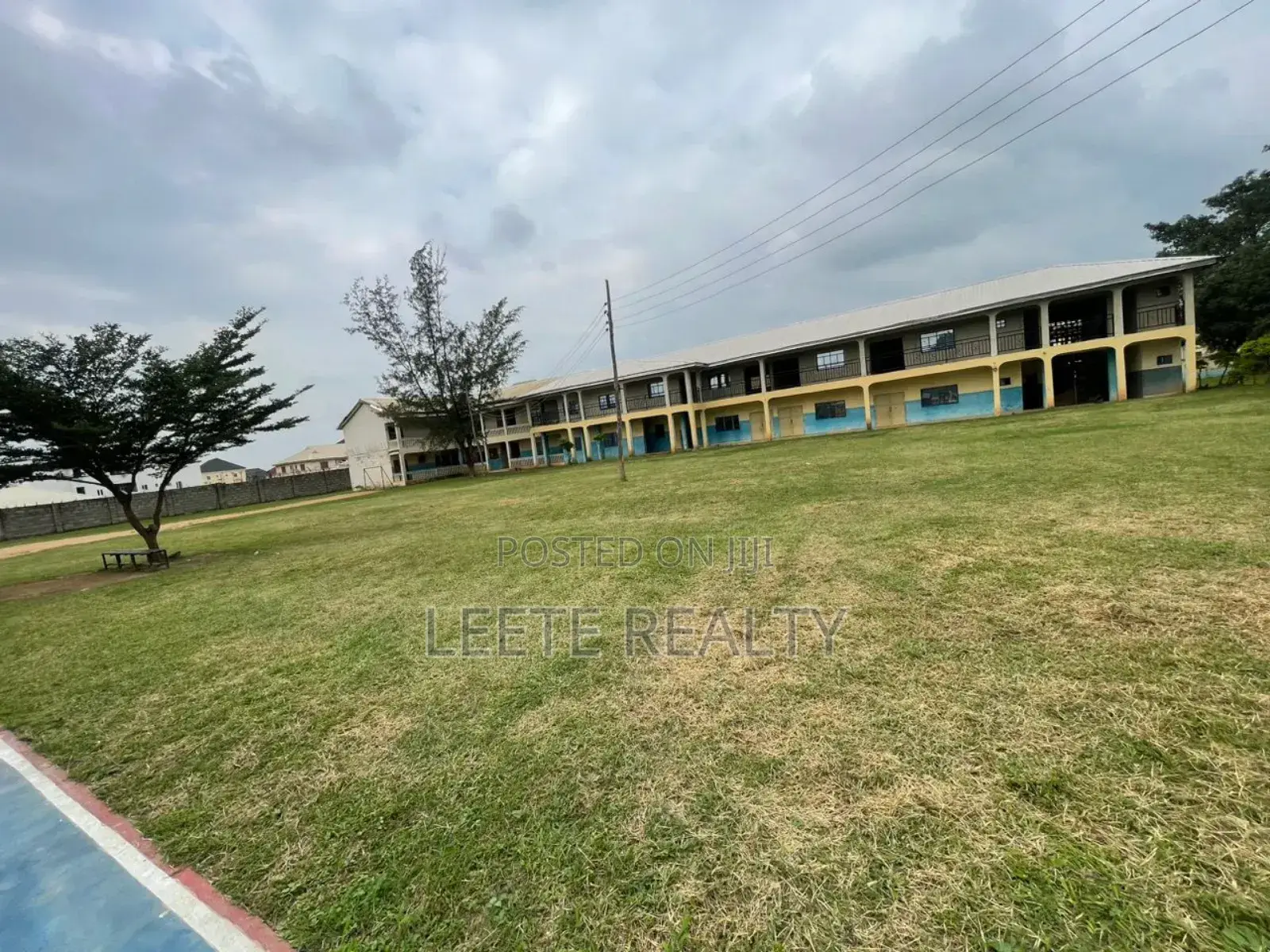 15bdrm House in Kubwa for sale in Kubwa