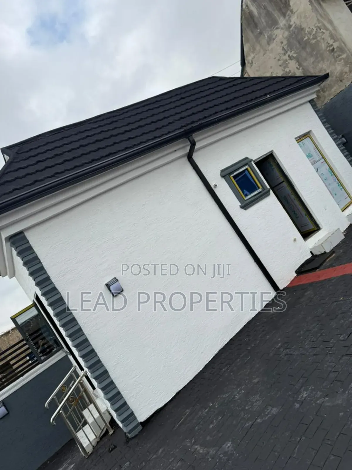 3bdrm Bungalow in Alagbaka Extension, Akure for rent in Akure