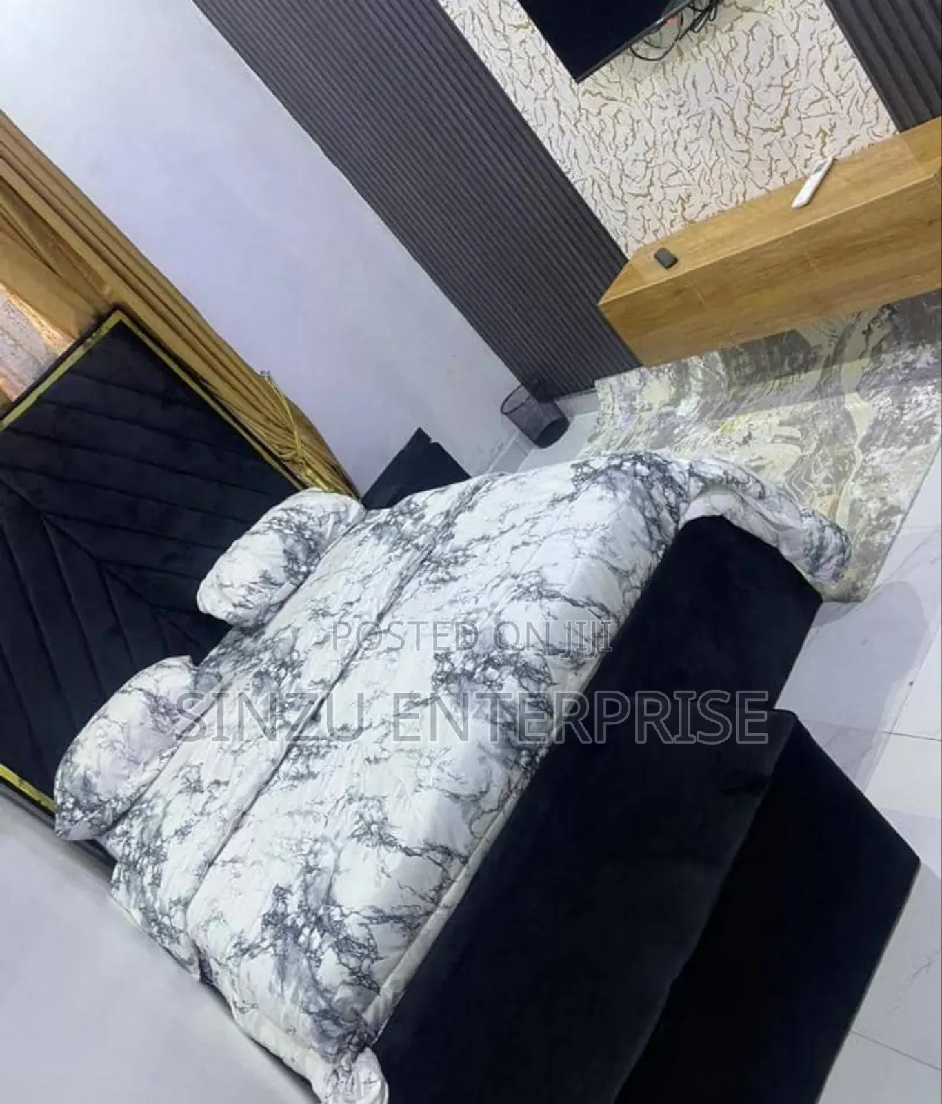 Furnished 1bdrm Apartment in Chevron for rent in Chevron