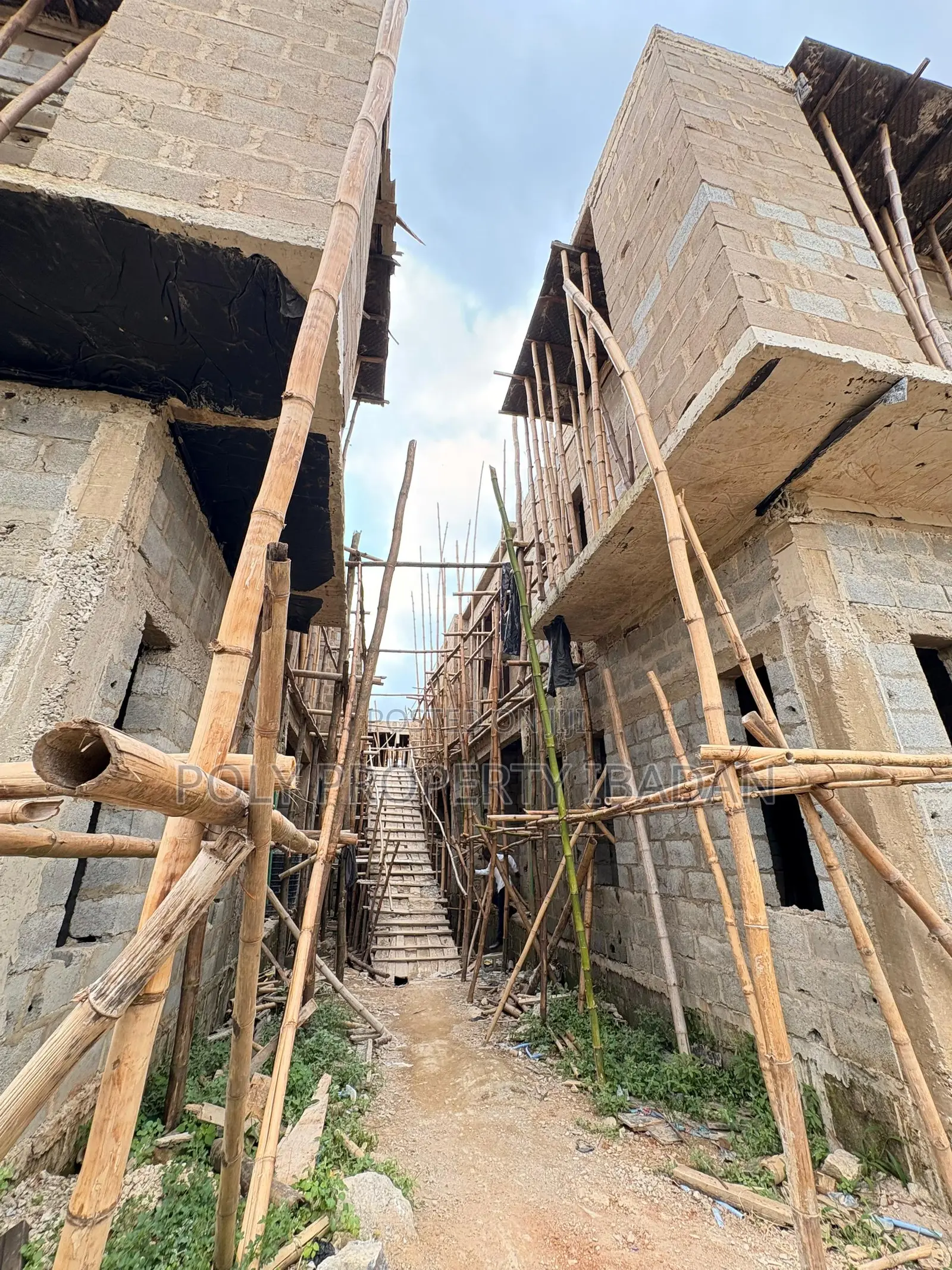 2bdrm Apartment in Old Bodija, Ibadan for sale in Ibadan