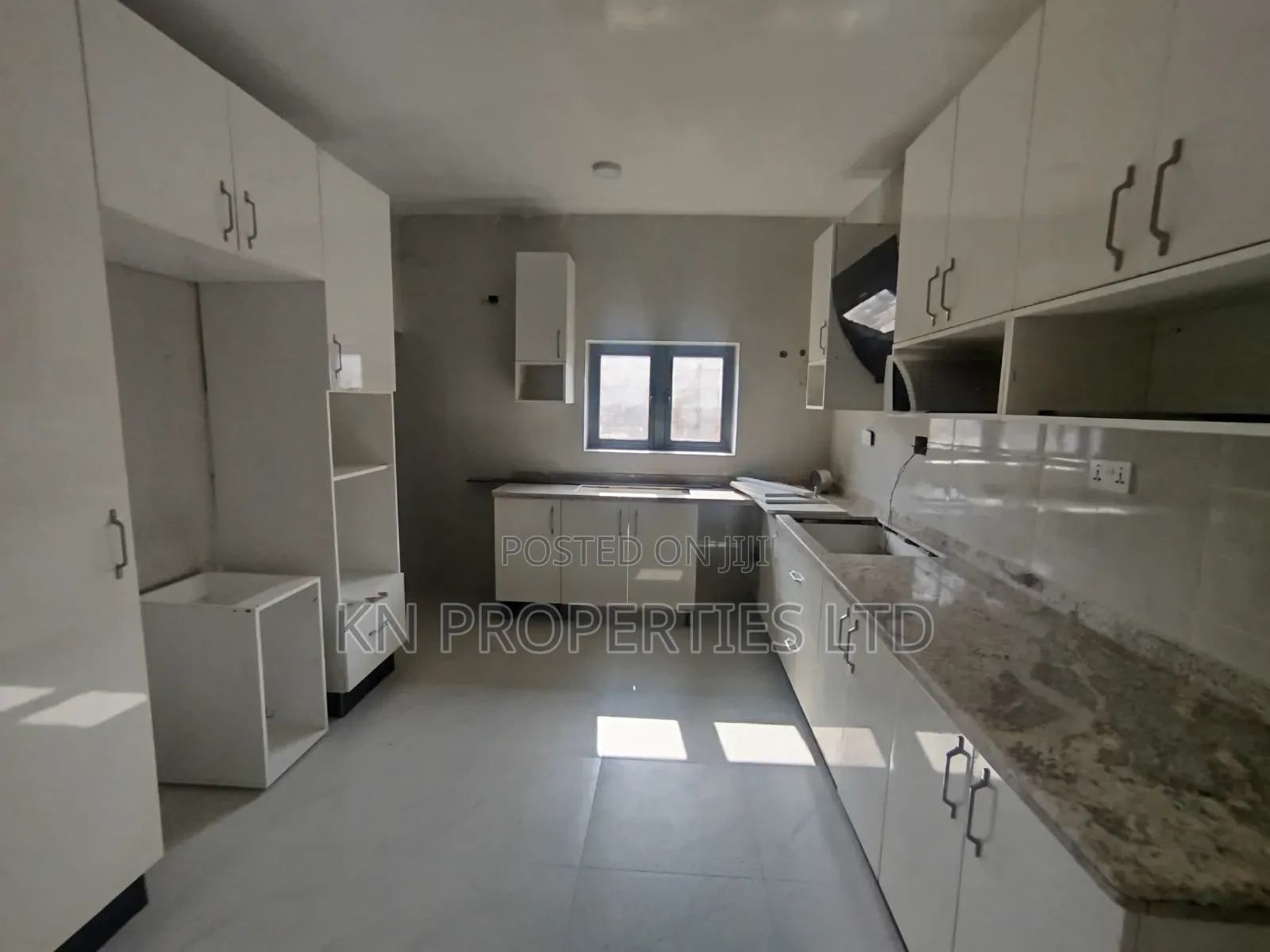 4bdrm Duplex in Secured Estate, Galadimawa for rent in Galadimawa