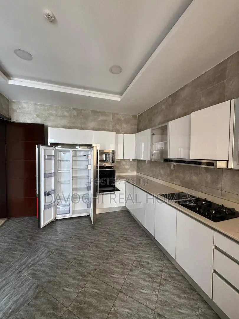 4bdrm Penthouse in Victoria Island for rent in Banana Island