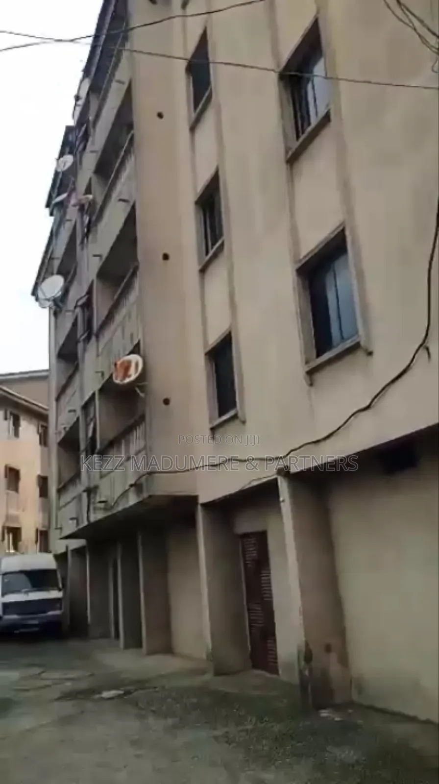 5bdrm Block of Flats in By Powerline, Aba , for sale in Aba North