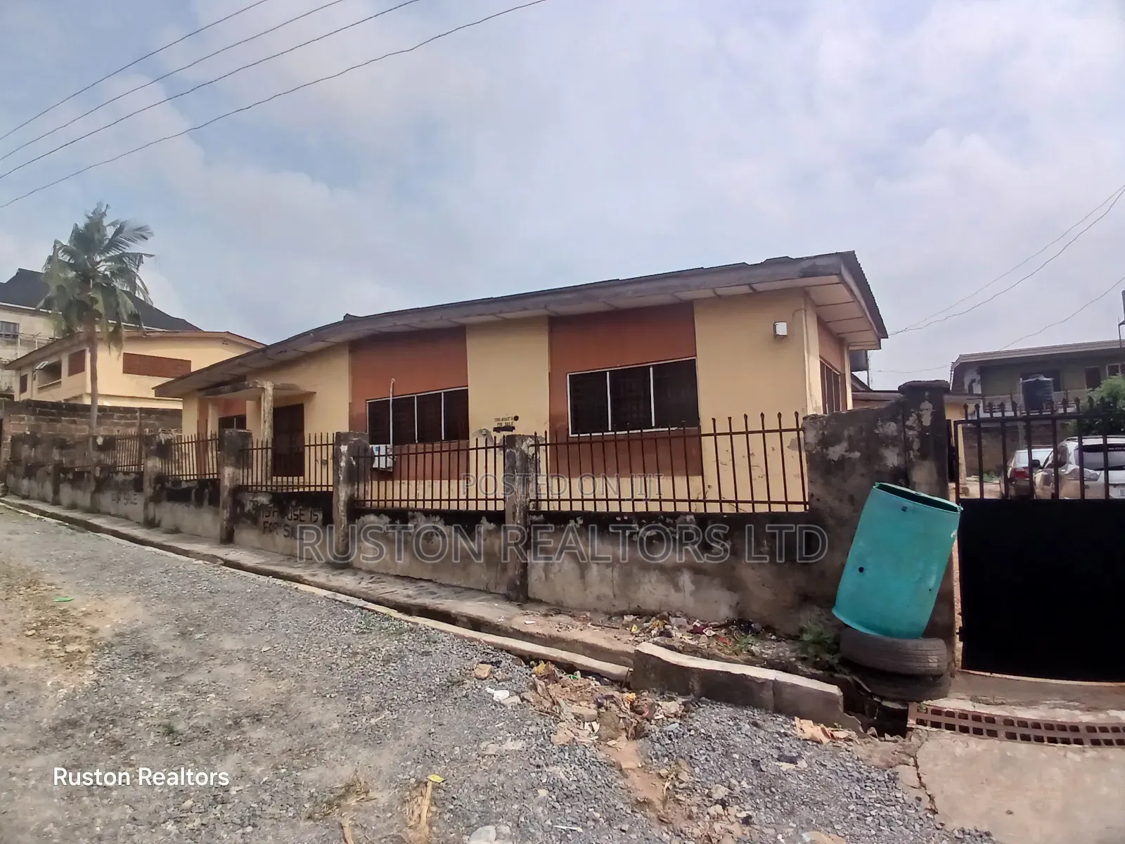 5bdrm Bungalow in Ibadan for sale in Ibadan