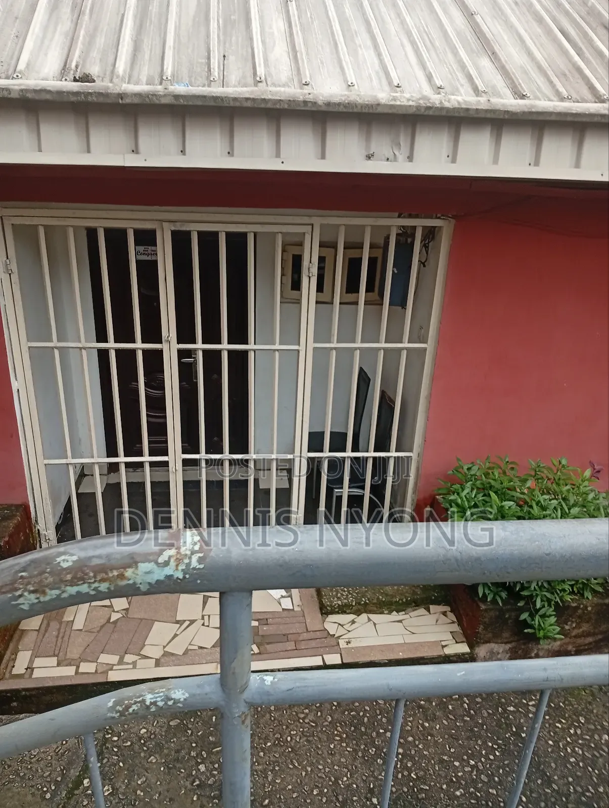 8bdrm Duplex in Akai Efa By Jehovah, Calabar for sale in Calabar