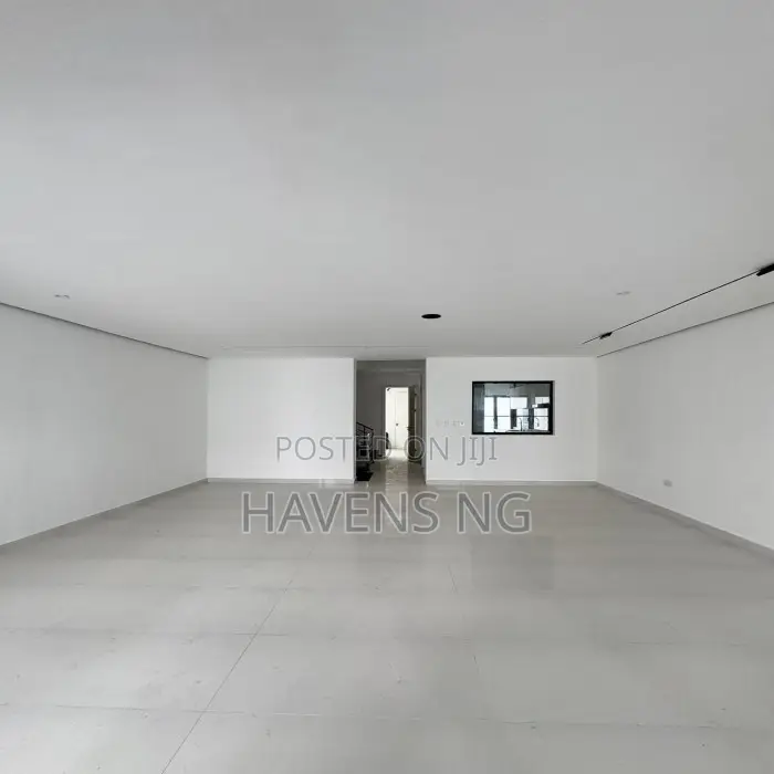 4bdrm Duplex in Ikate for sale in Ikate