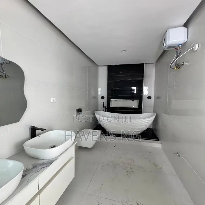 4bdrm Duplex in Ikate for sale in Ikate