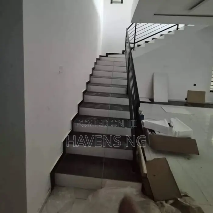 5bdrm Duplex in Omole Phase 1 for sale in Omole Phase 1