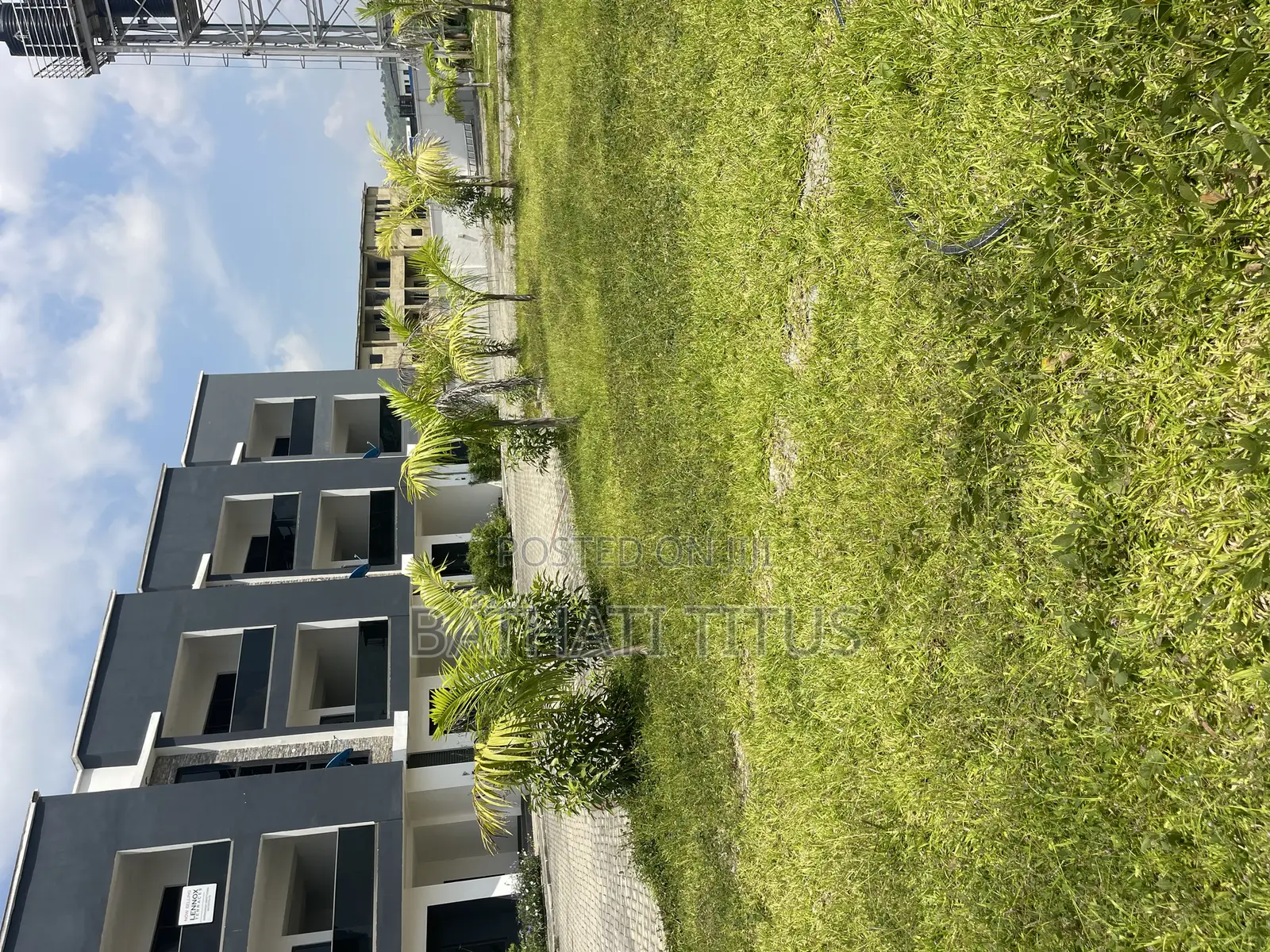 4bdrm Duplex in Life Camp for sale in Life Camp