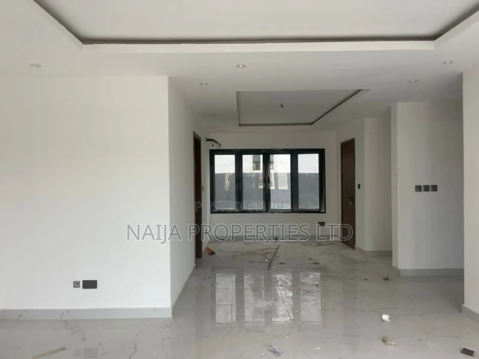 2bdrm Apartment in Off Keffi Str., Ikoyi for sale in Ikoyi