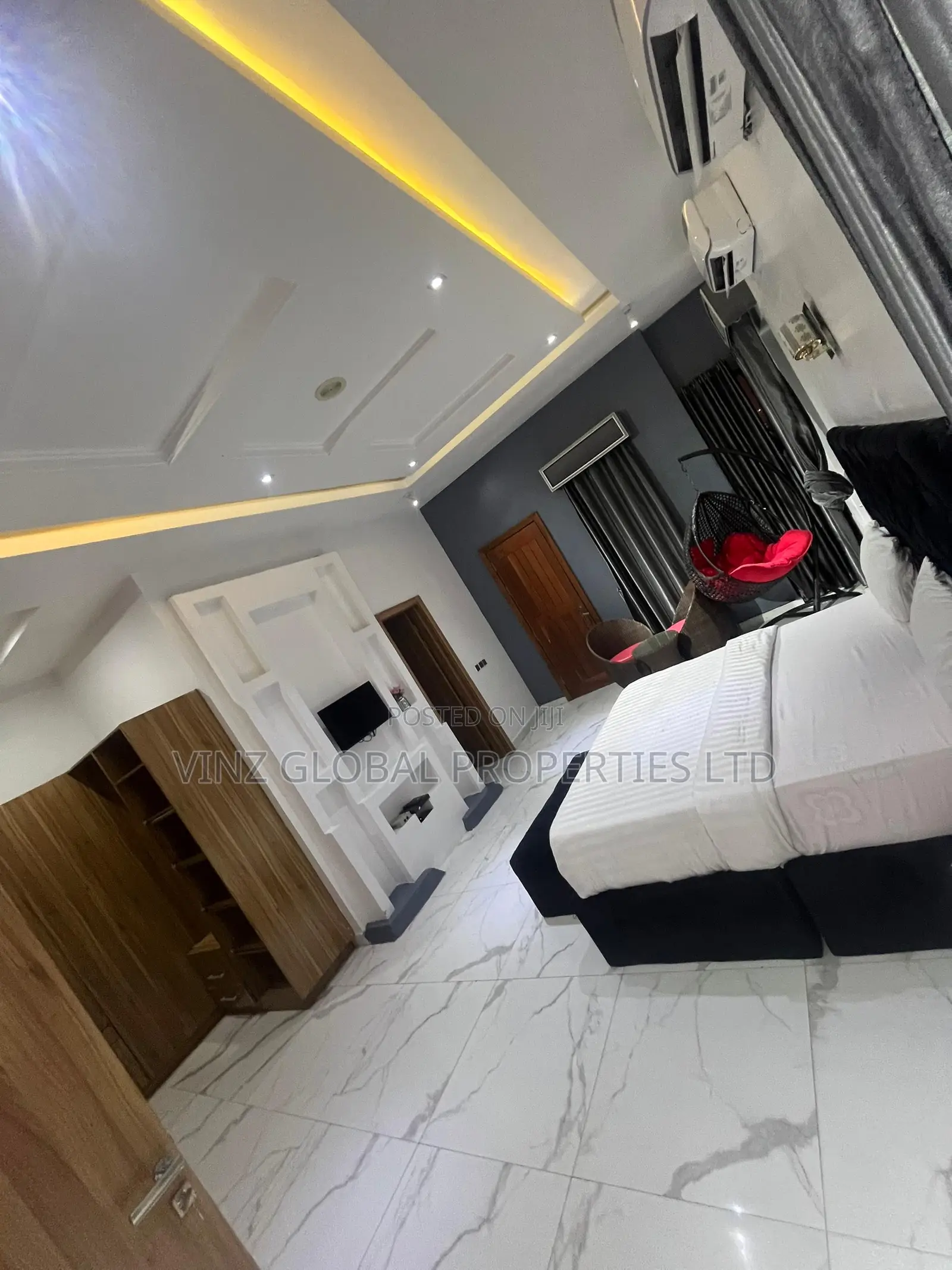 Luxury 4 Bedroom Detached Duplex With Snooker And Excellent Facilities in Lekki