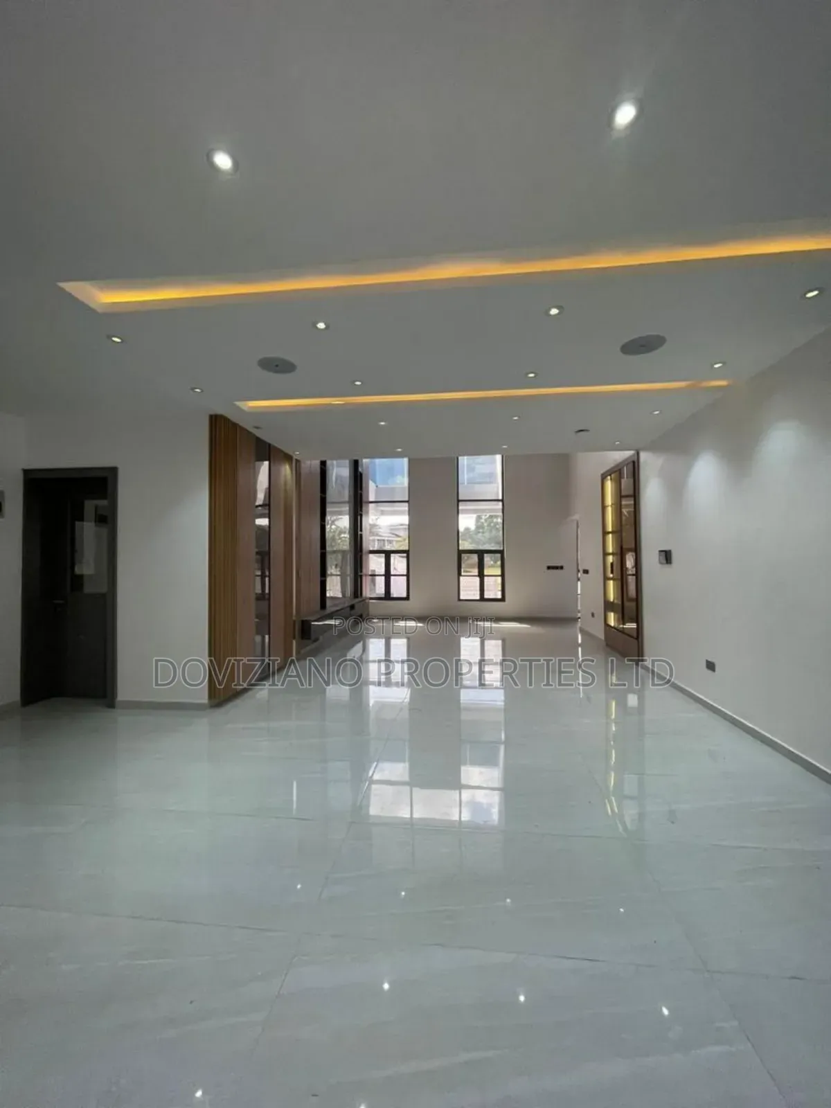 5bdrm Duplex in Ajah for sale in Ajah