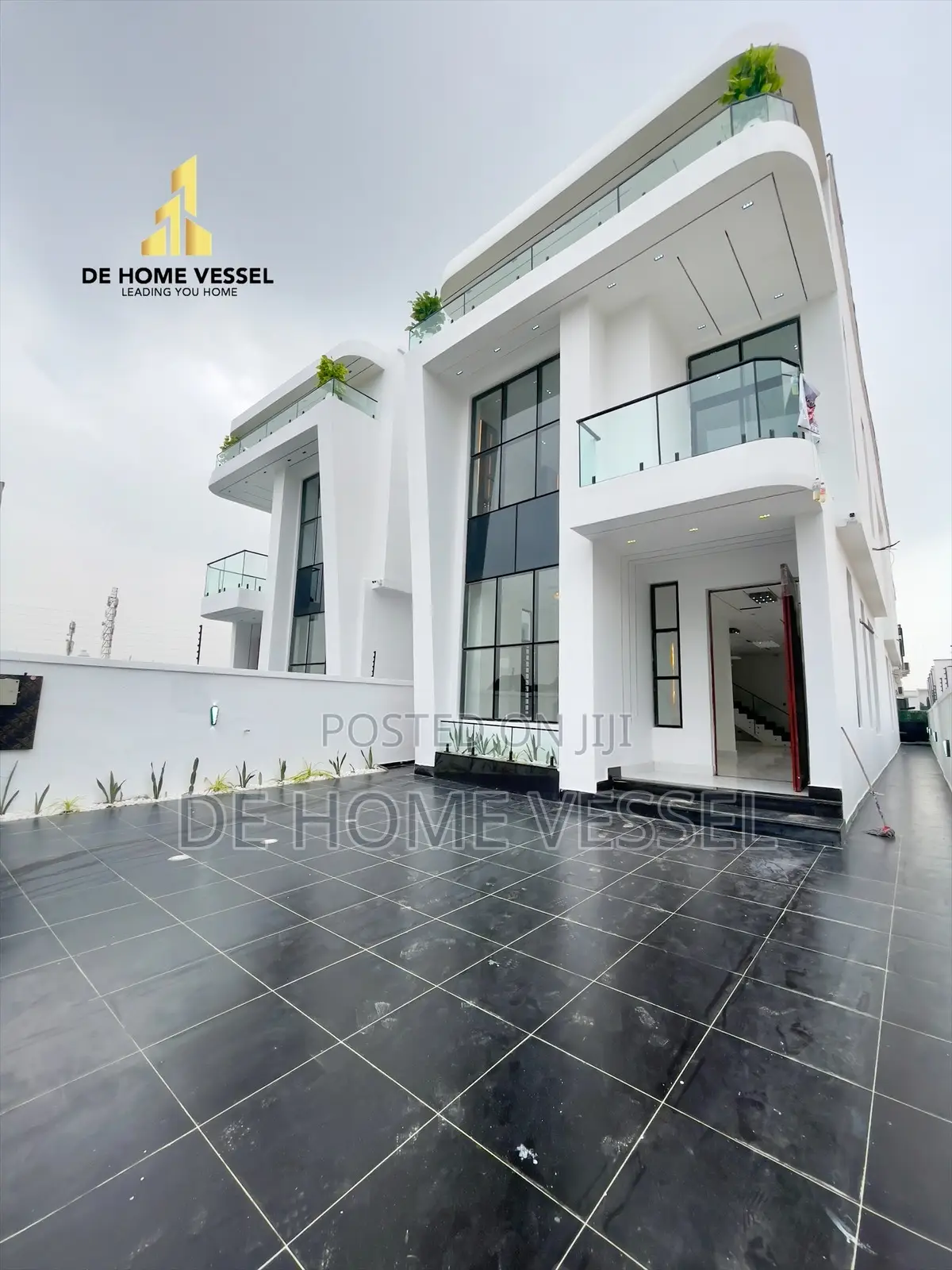 5bdrm Duplex in Lekki for sale in Lekki