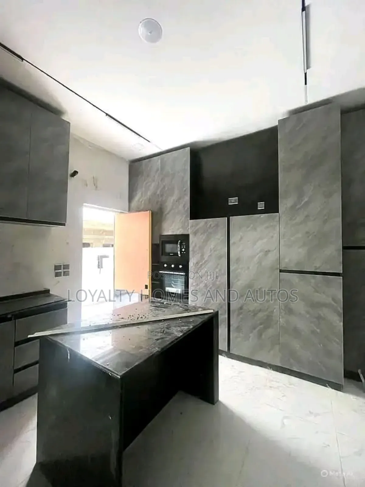 Furnished 5bdrm Duplex in Lekki Phase 1 for sale in Lekki Phase 1