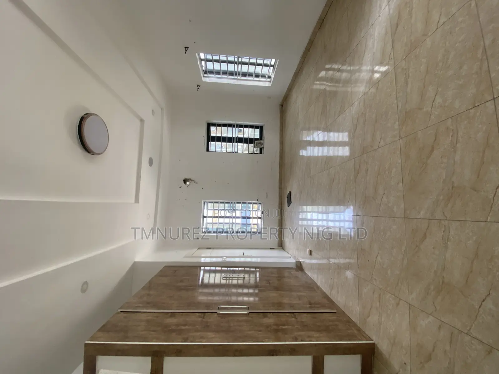 Studio Apartment in Conservation, Chevron for rent in Chevron