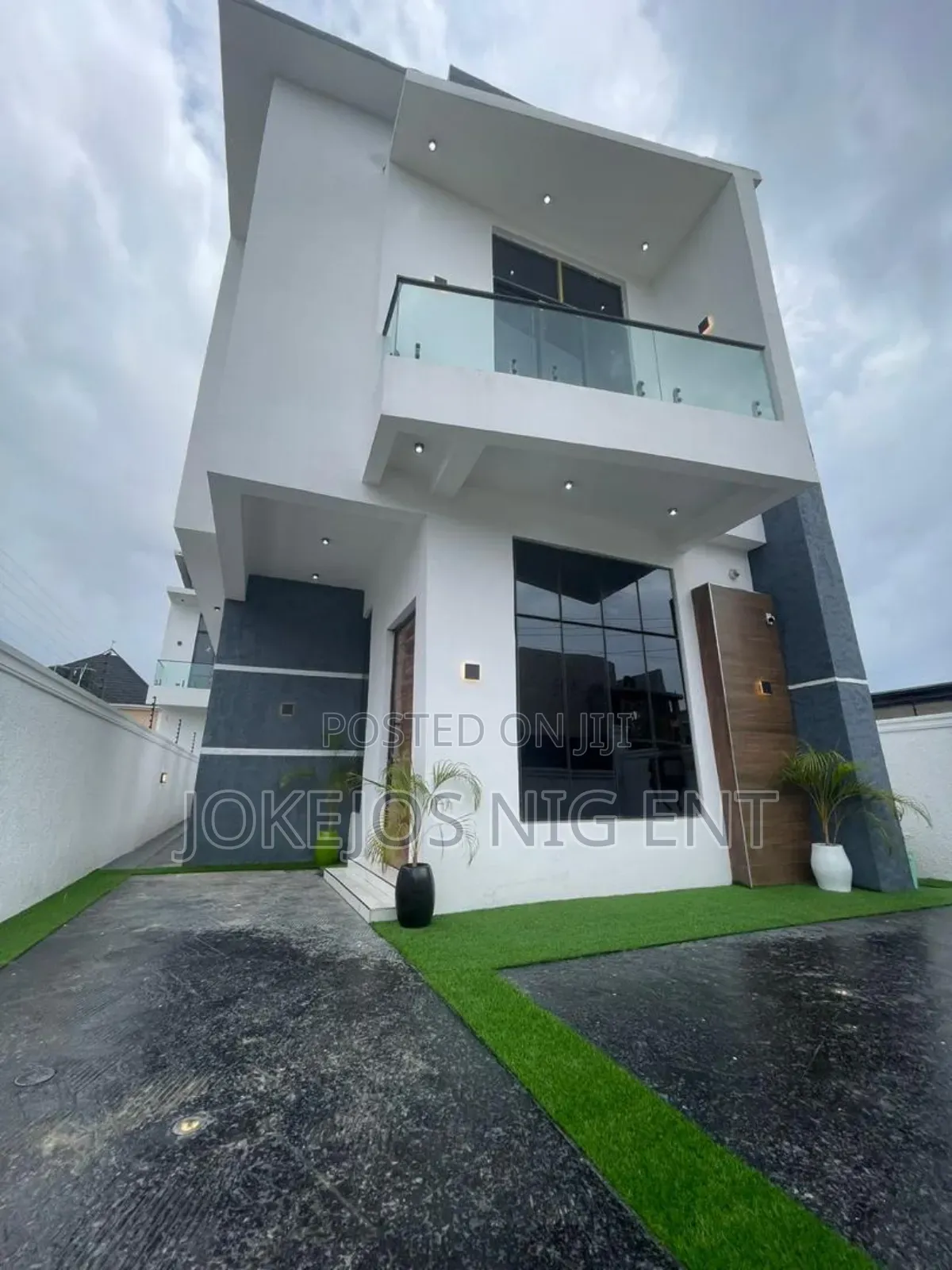 6bdrm Duplex in Sangotedo for sale in Sangotedo