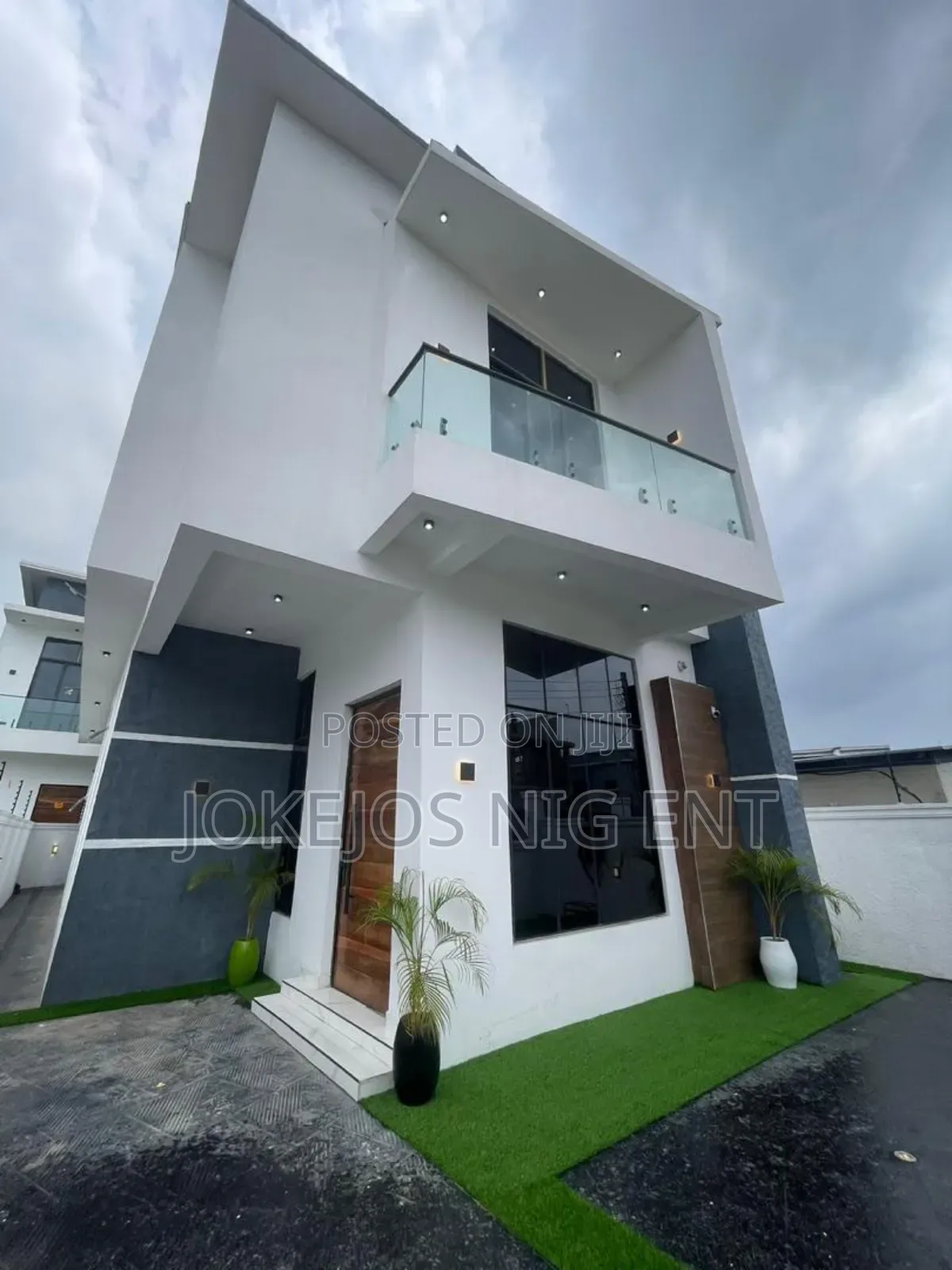 6bdrm Duplex in Sangotedo for sale in Sangotedo