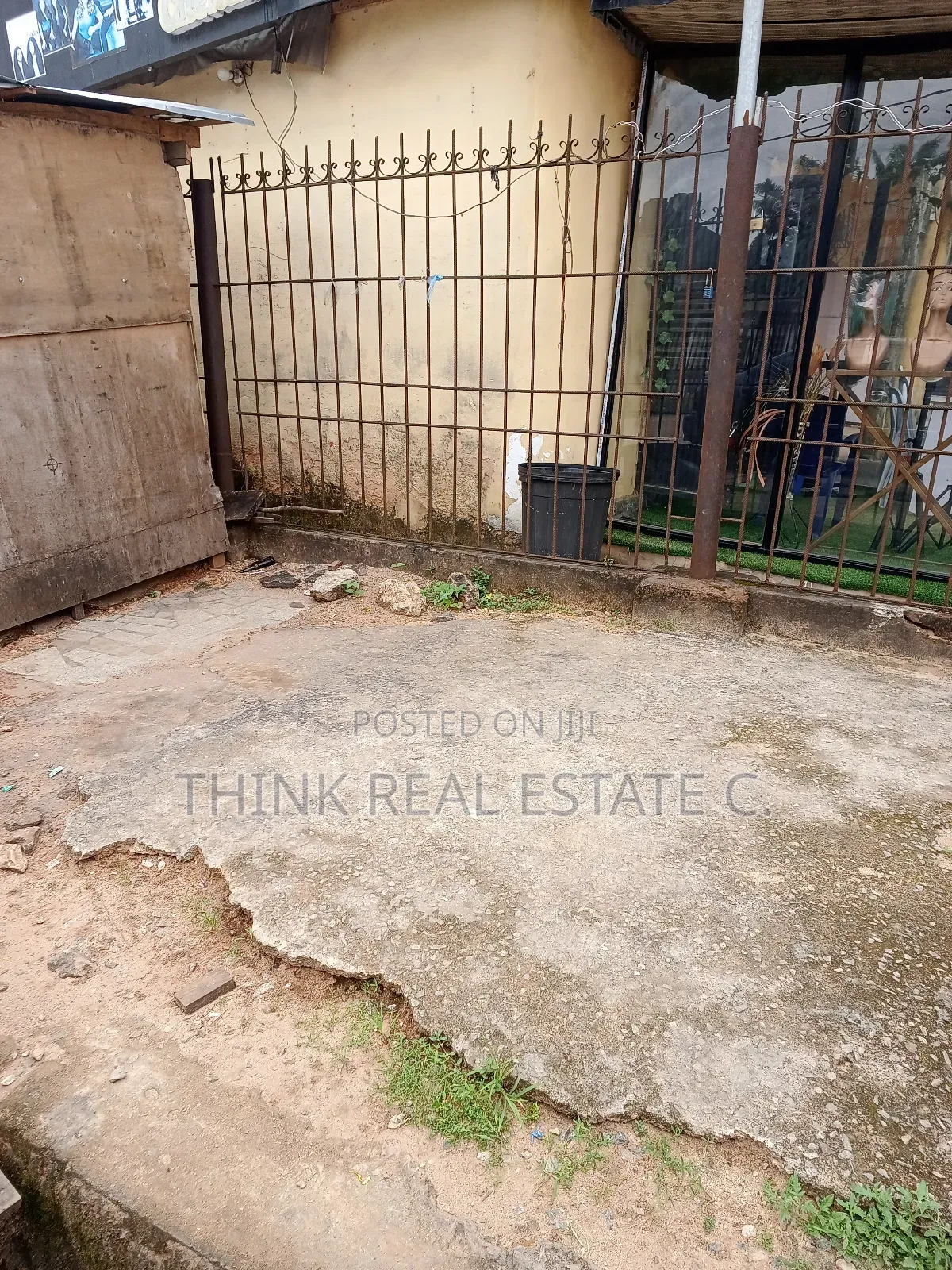 Land Space at Sapele Road Along a Tarred Rd for Rent Total Package in Benin City