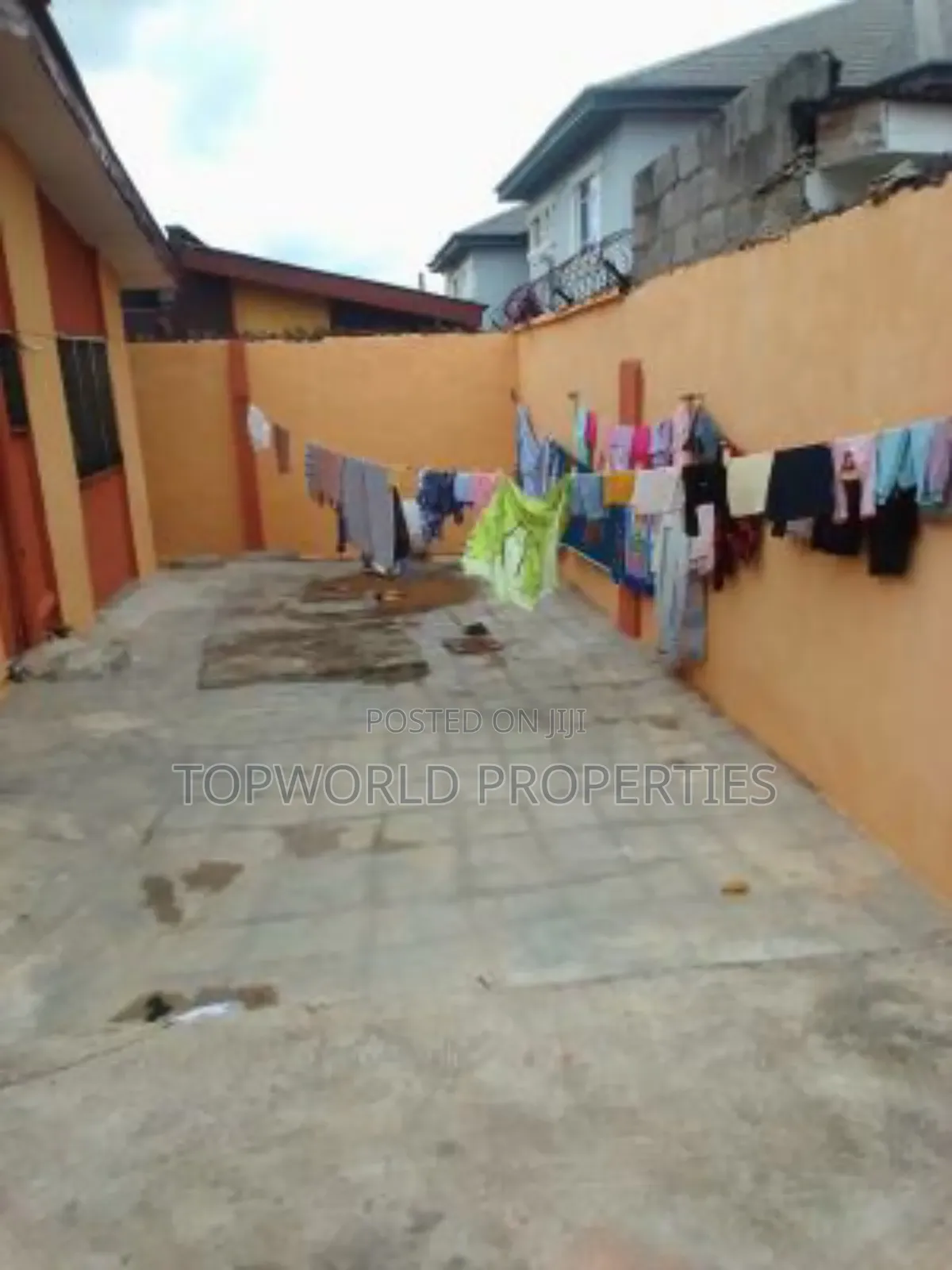 3bdrm Block of Flats in Obawole Ifako Ijaiye for sale in Ifako-Ogba