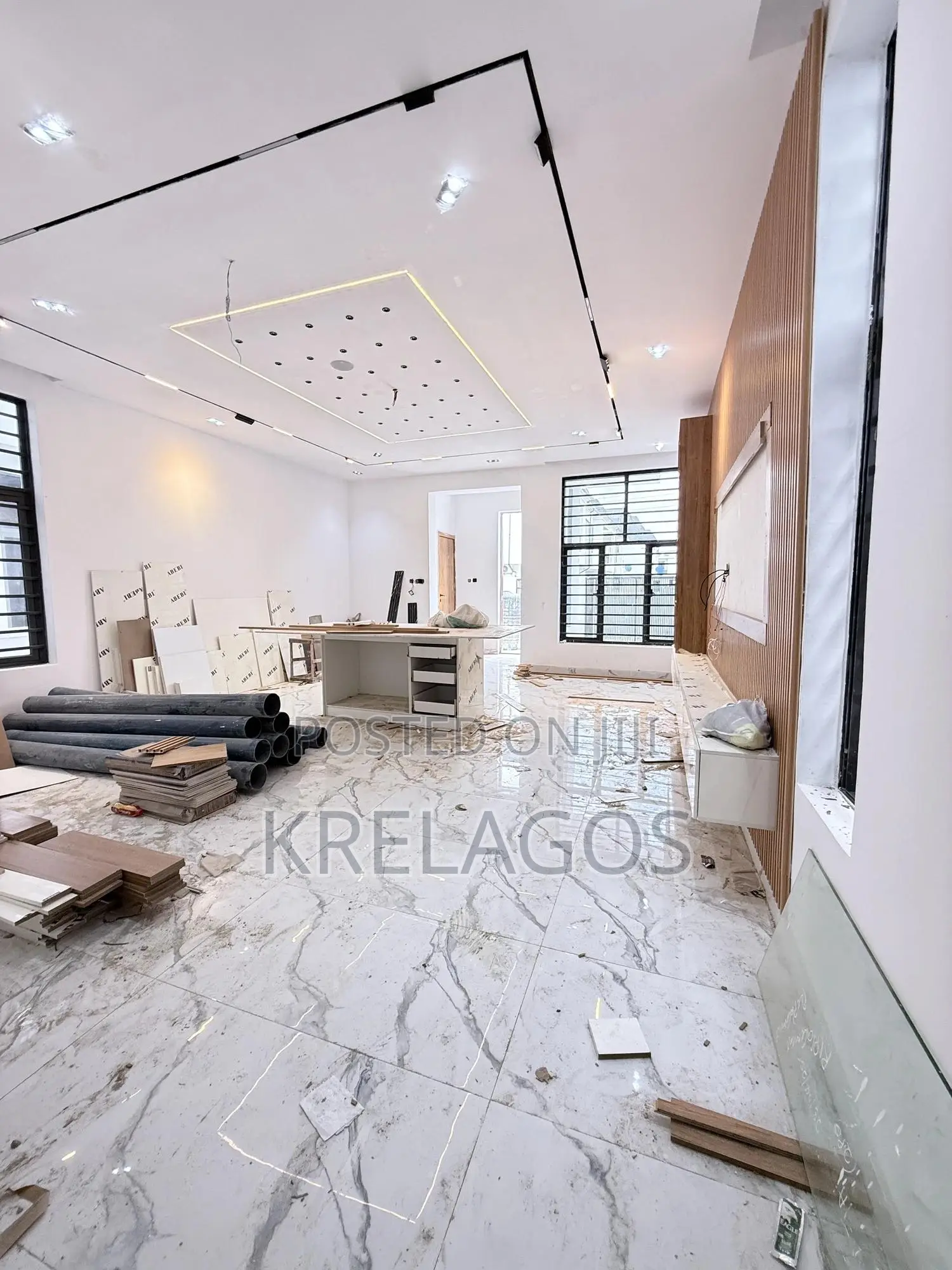 4bdrm Duplex in Ikota for sale in Ikota