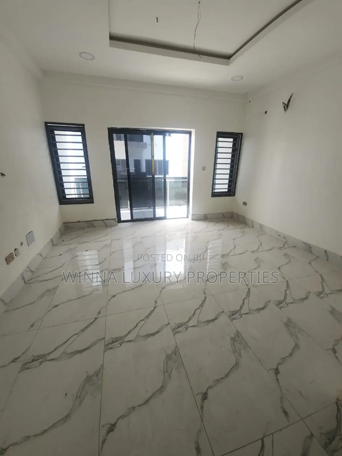 7bdrm Duplex in Mini Estate, Asokoro for sale in Asokoro