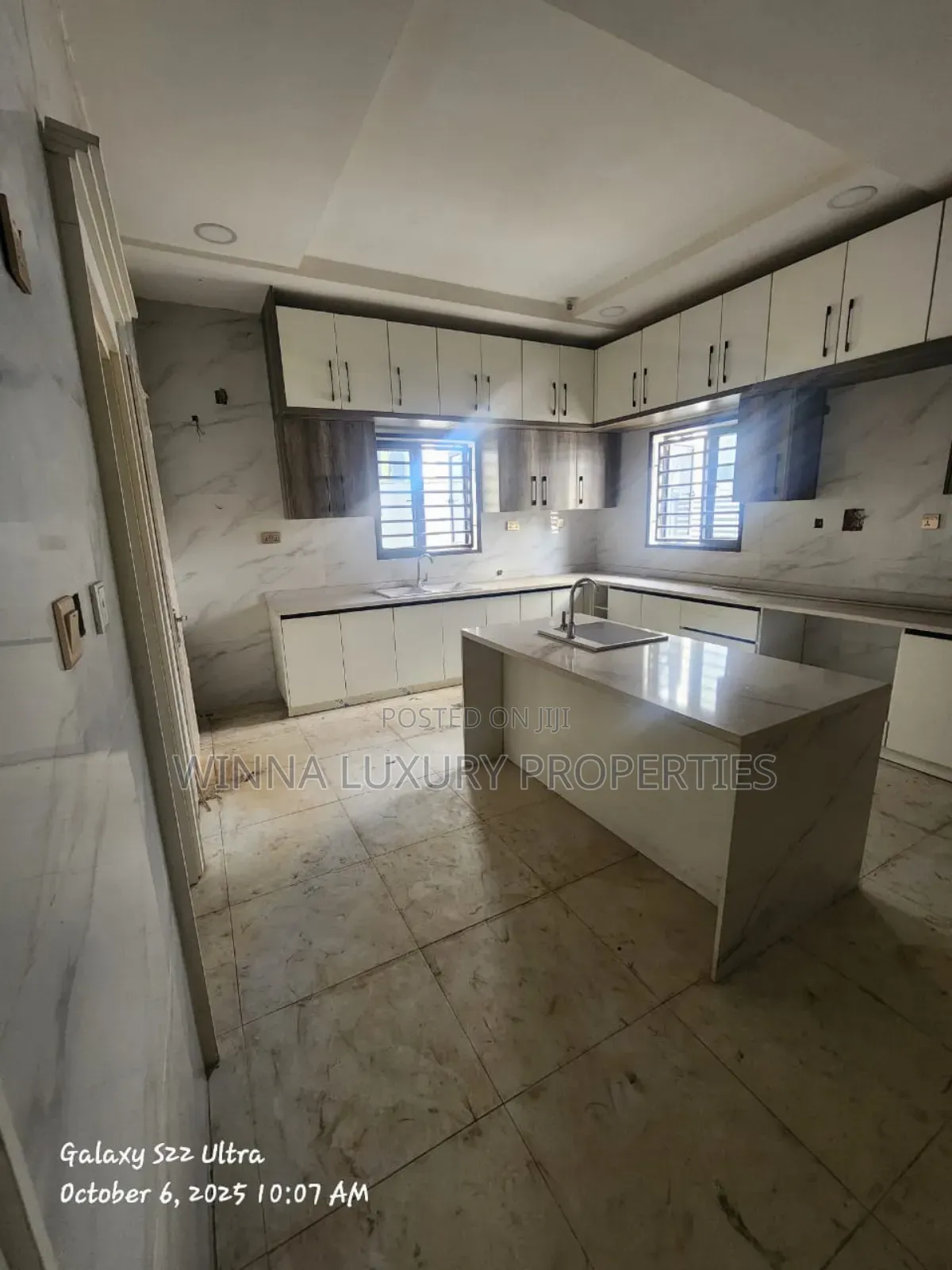 7bdrm Duplex in Mini Estate, Asokoro for sale in Asokoro