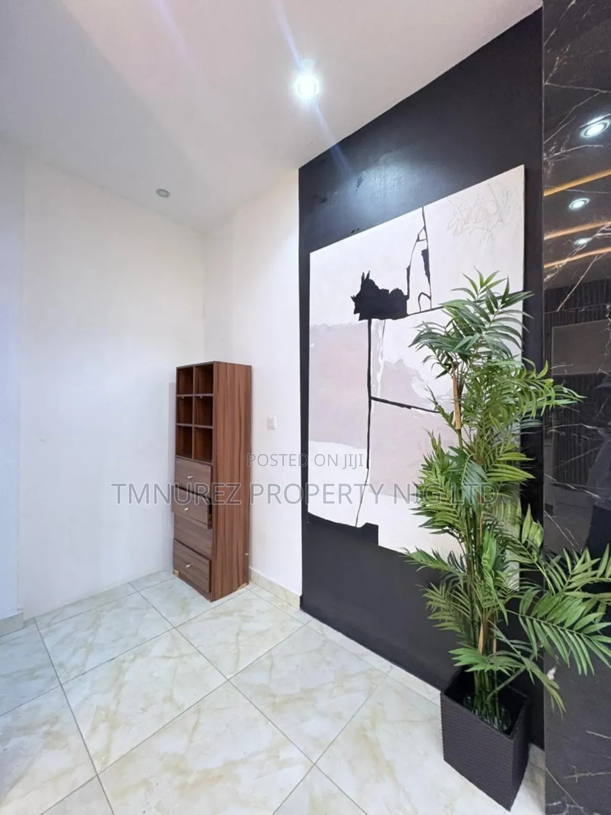 Furnished Studio Apartment in Oral Estate, Chevron for rent in Chevron