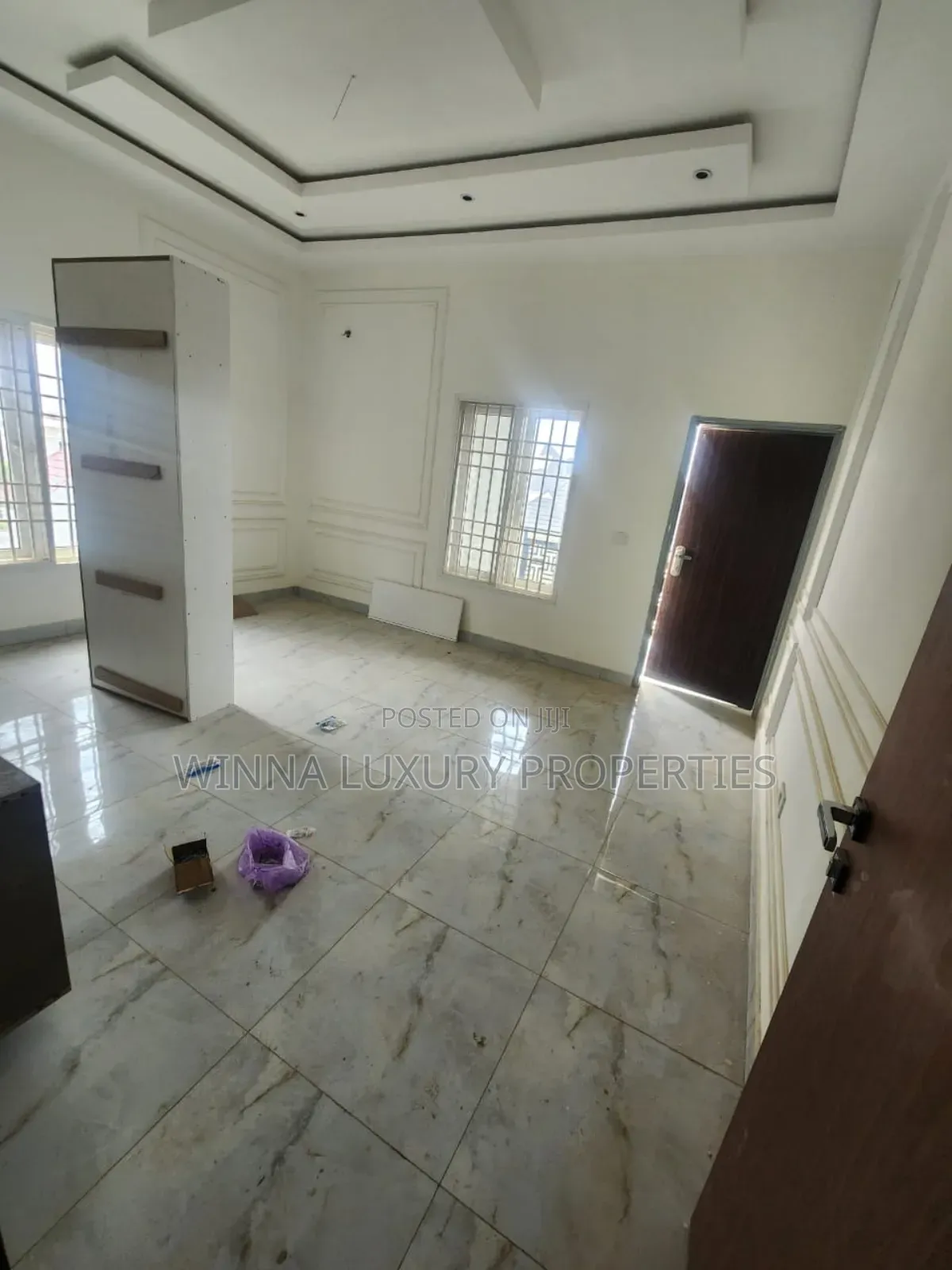 5bdrm Duplex in Along Voice Of for sale in Lugbe District
