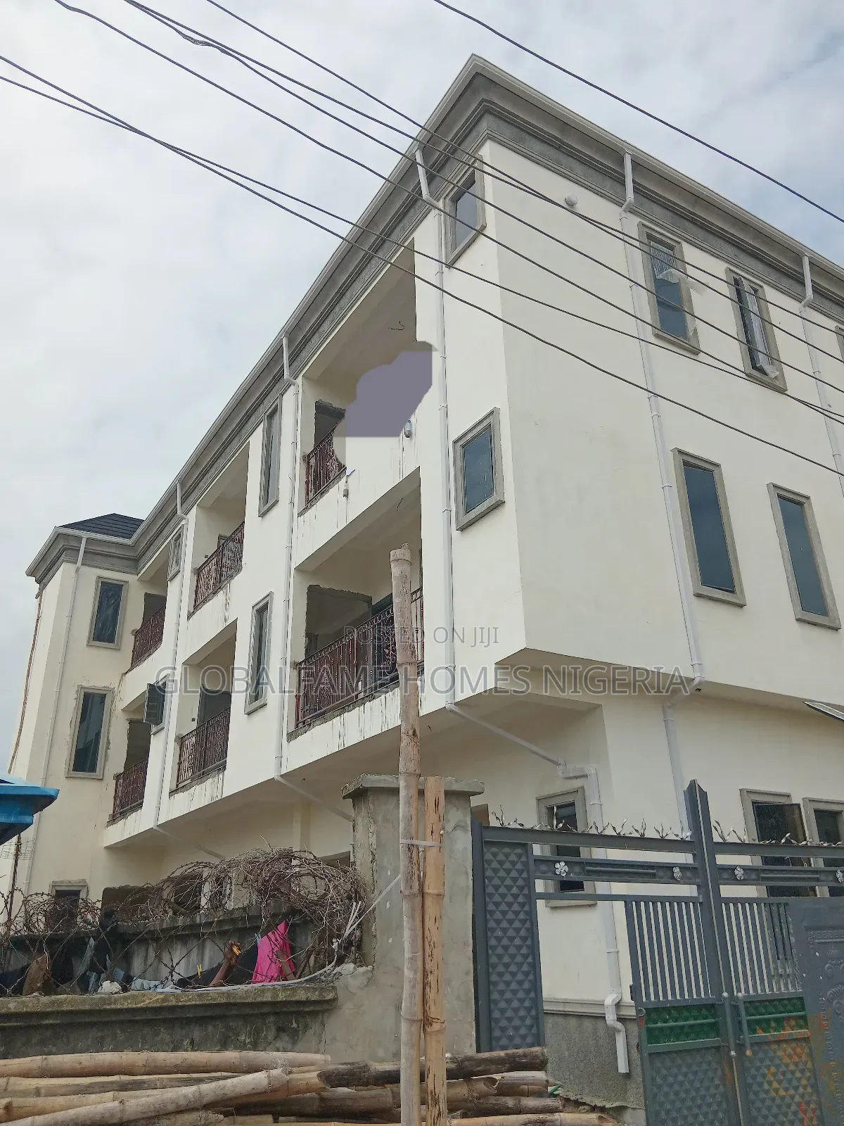 1bdrm Block of Flats in Golf, Lakowe for sale in Lakowe