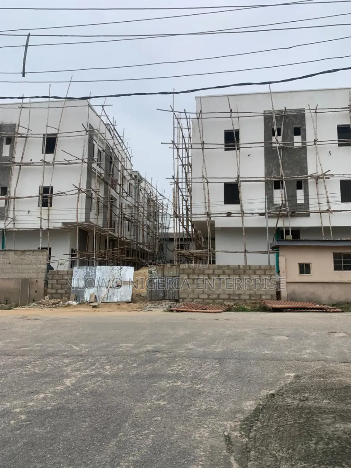 3bdrm Block of Flats in Gbagada Phase 1 for sale in Phase 1 / Gbagada
