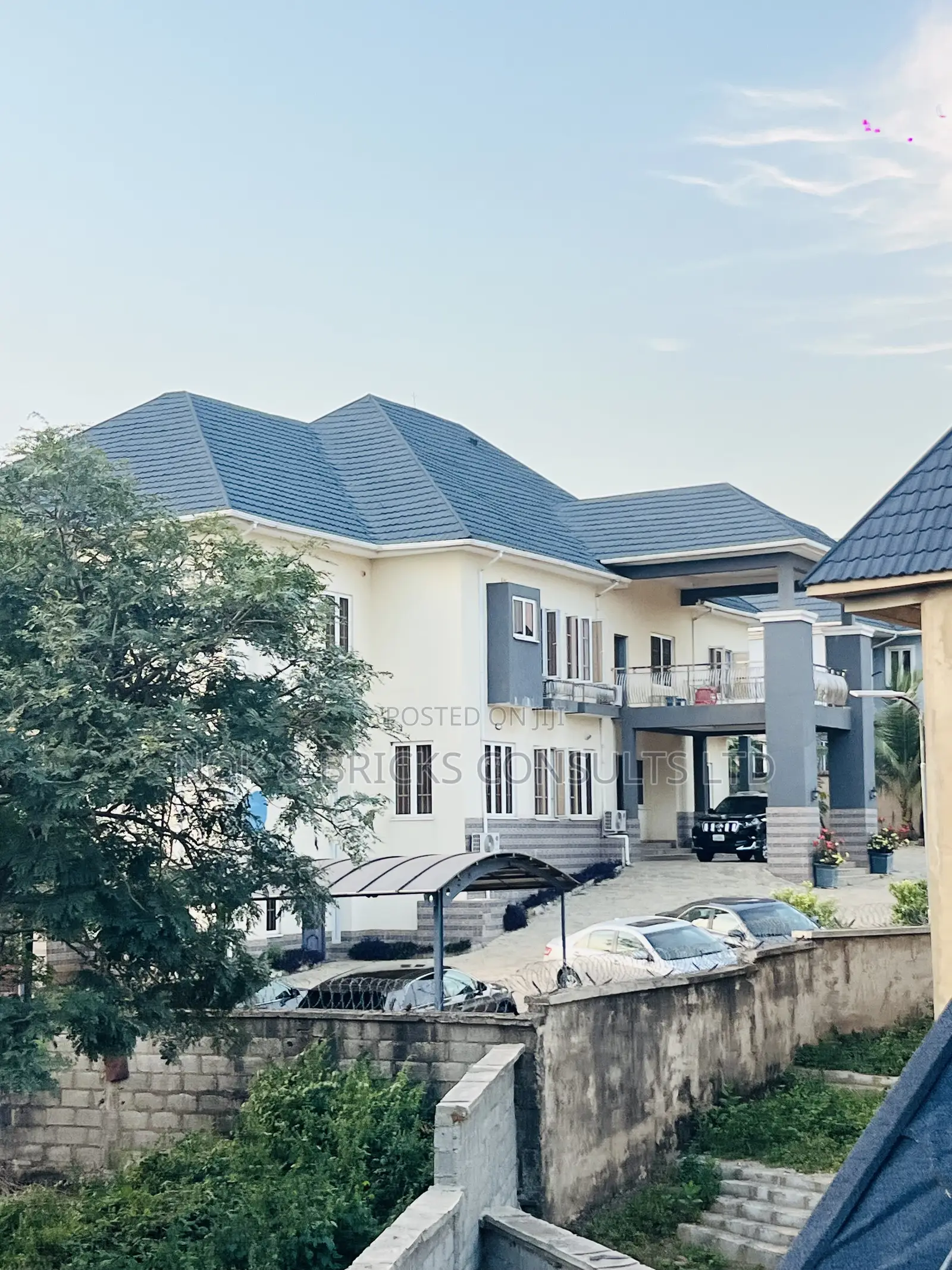 6bdrm Duplex in Admiralty Estate, Asokoro for sale in Asokoro