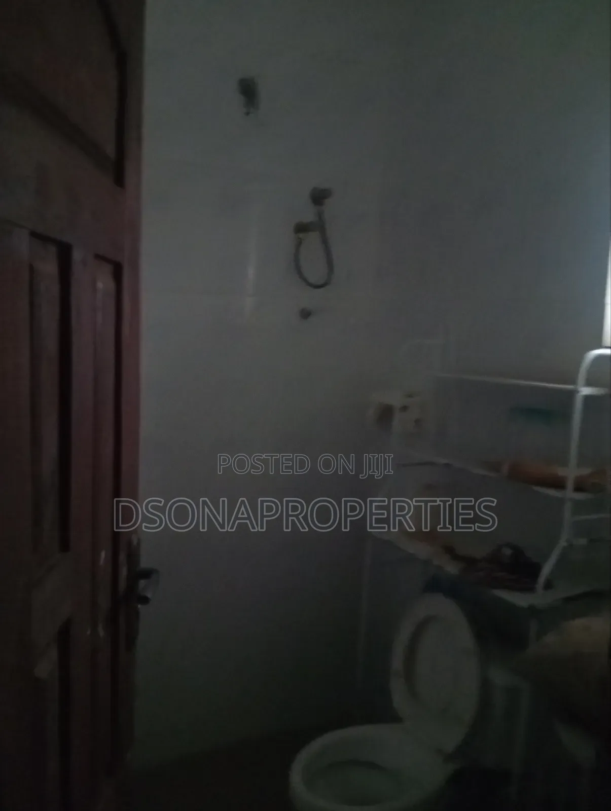 1bdrm Apartment in Ile-Ogbo Estate, Abule Egba for rent in Abule Egba