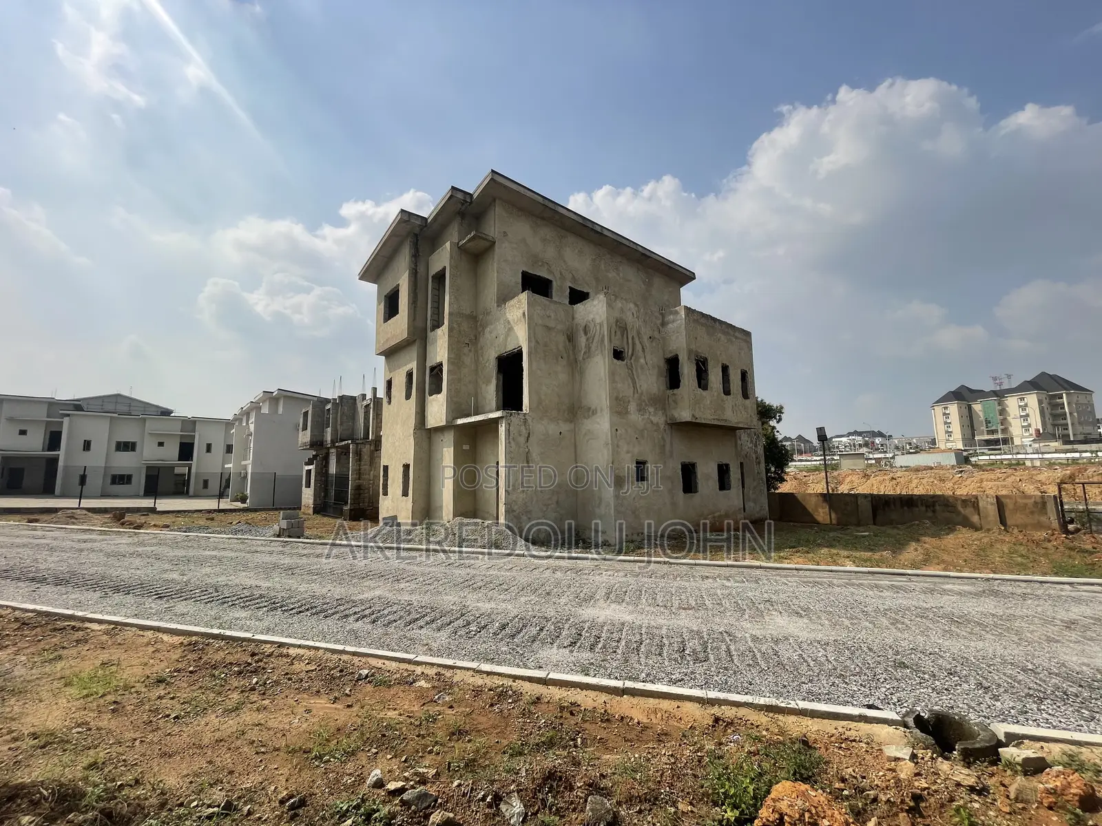 5bdrm Duplex in Mabushi for sale in Mabushi