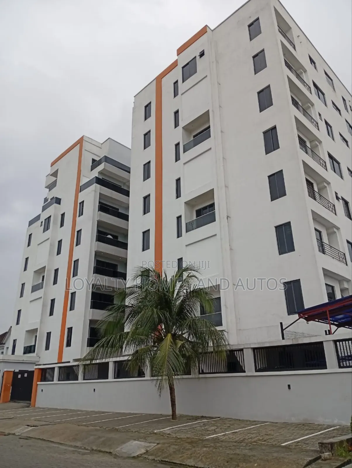 4bdrm Maisonette in Admiralty Lekki for rent in Lekki Phase 1