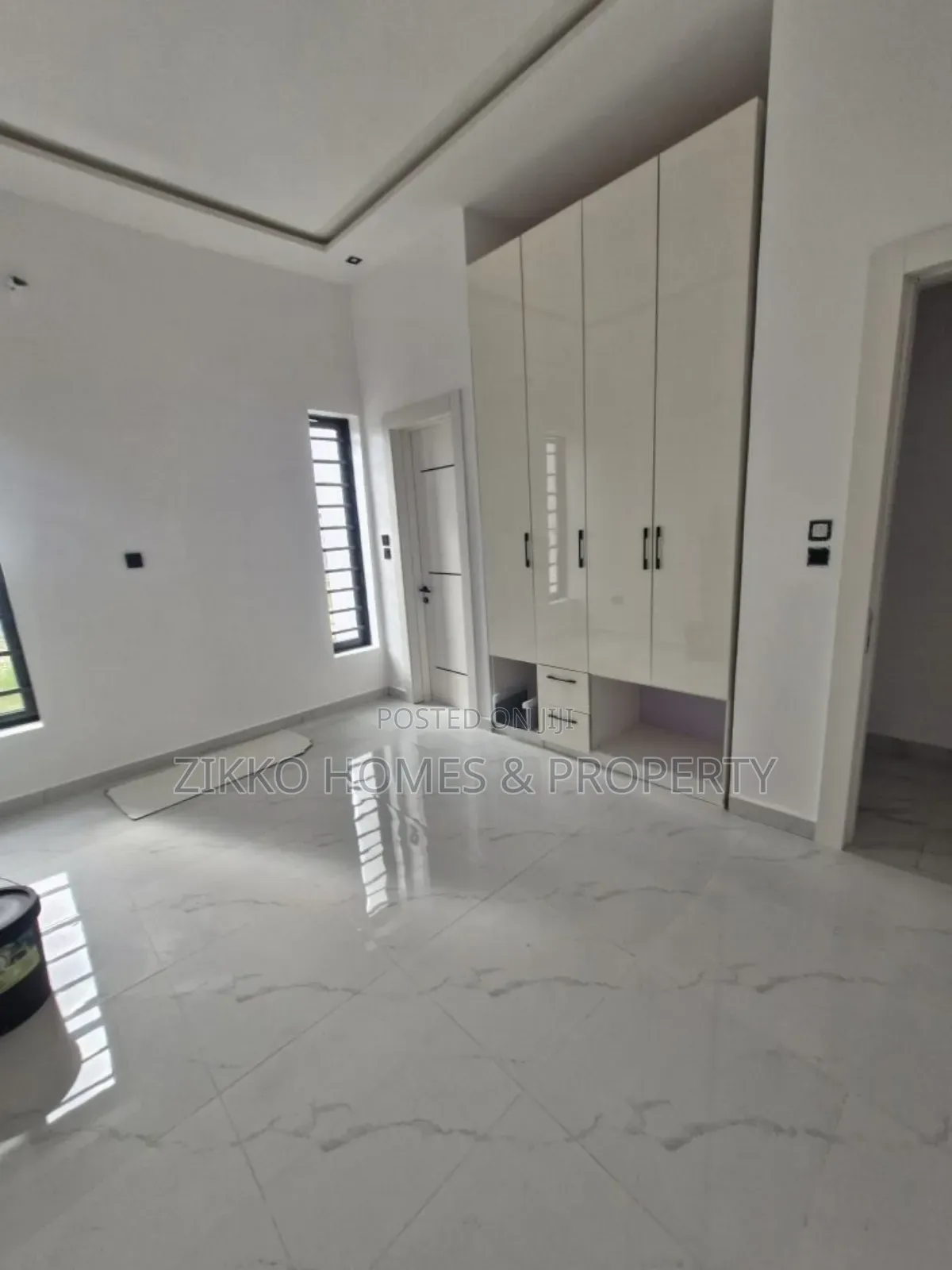 4bdrm Duplex in Ajah, Lekki for sale in Lekki