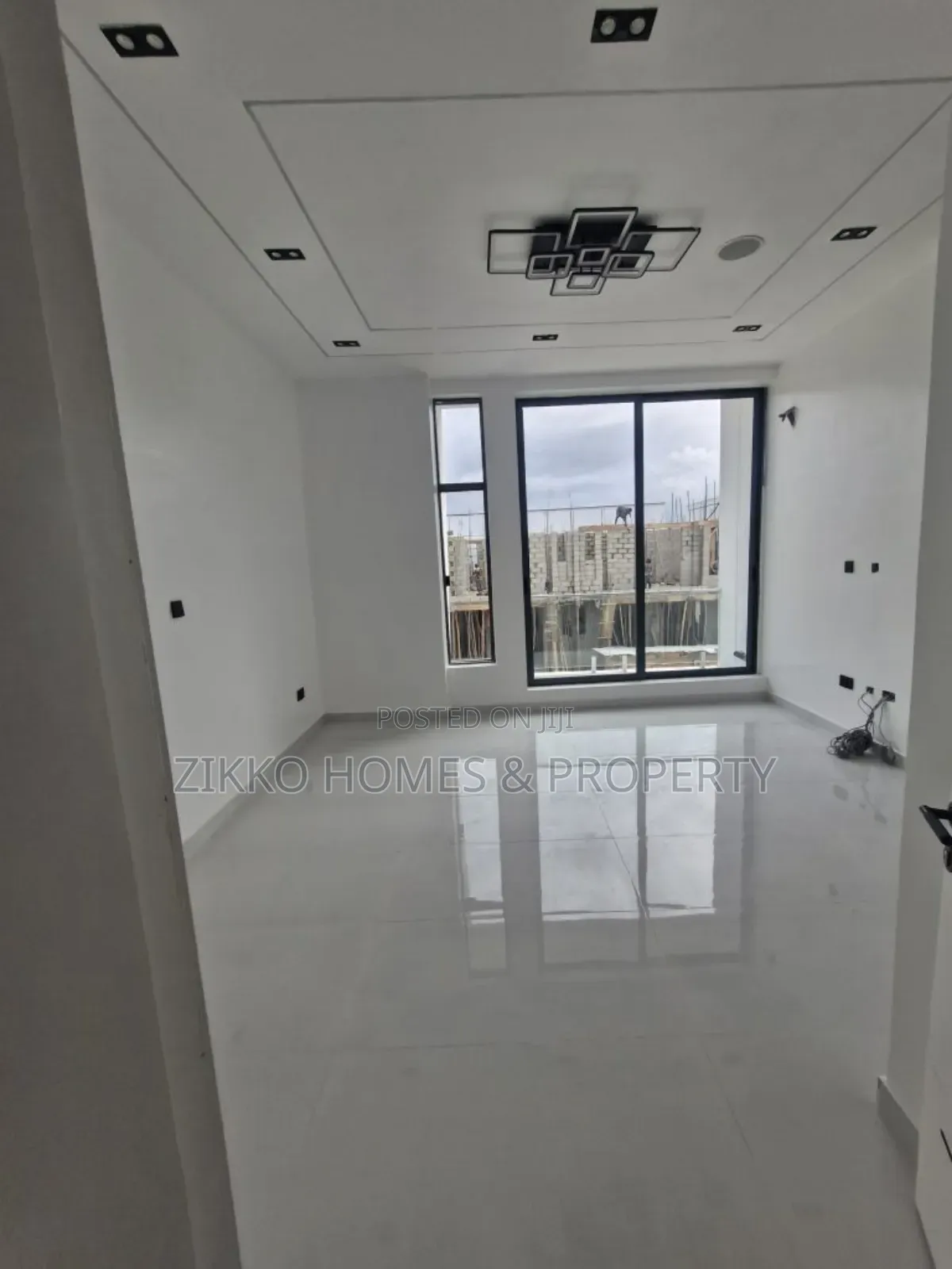 4bdrm Duplex in Ajah, Lekki for sale in Lekki