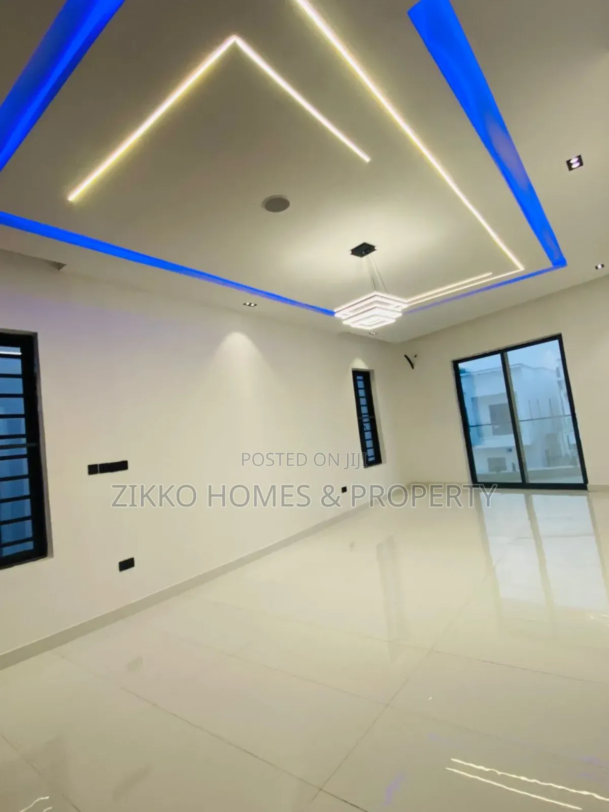 5bdrm Duplex in Lekki for sale in Lekki
