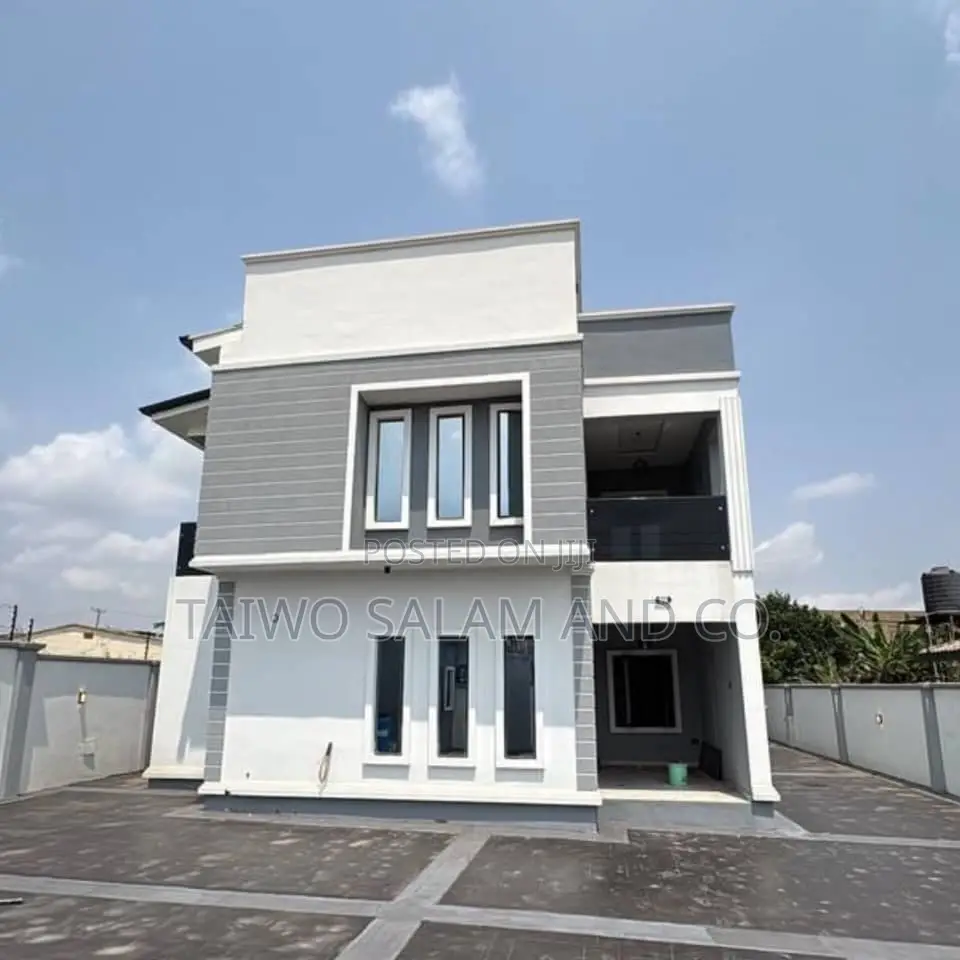 Furnished 5bdrm Duplex in Oluyole Estate for sale in Oluyole Estate